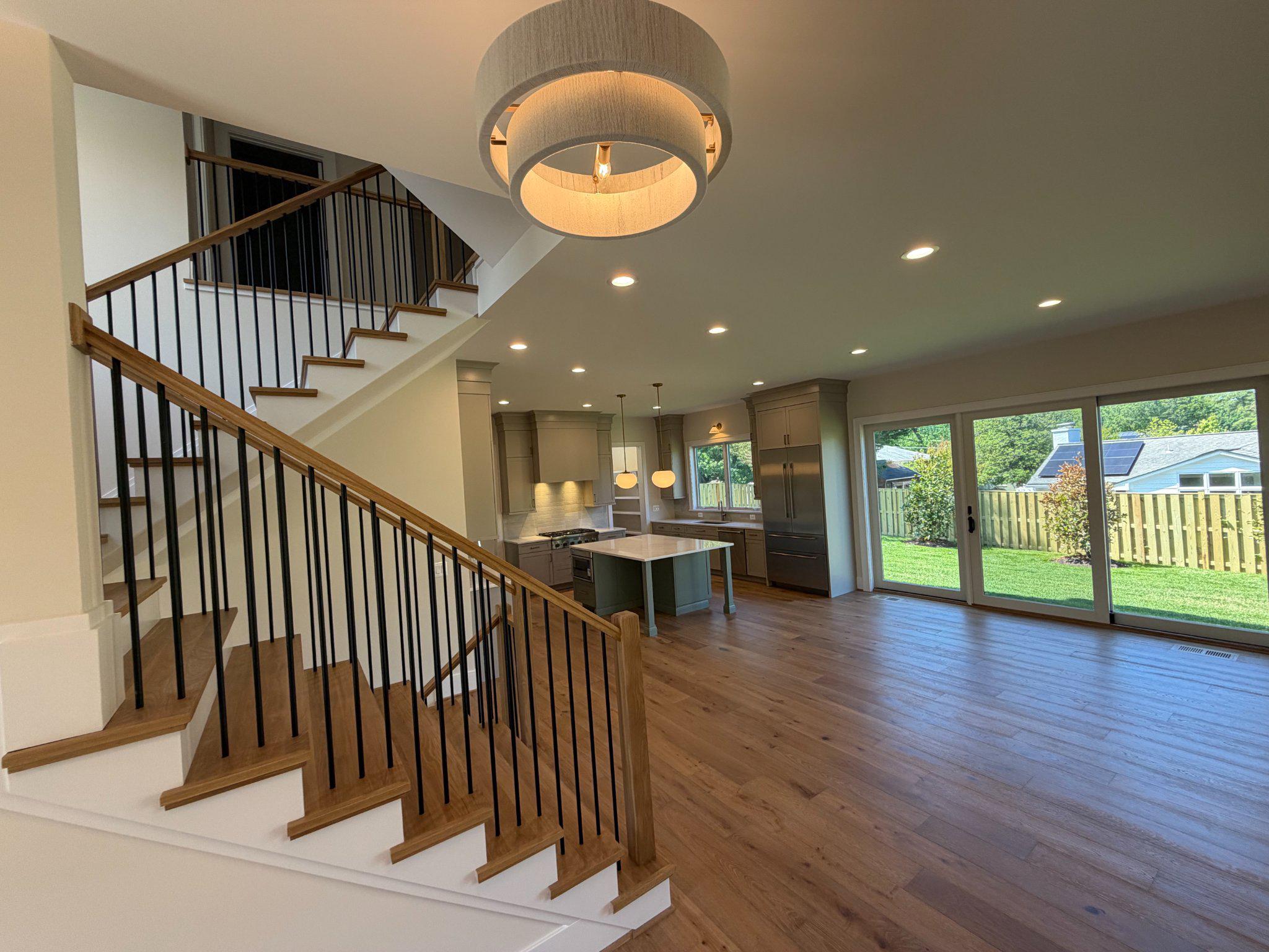 WHISTLING PINES - Residential