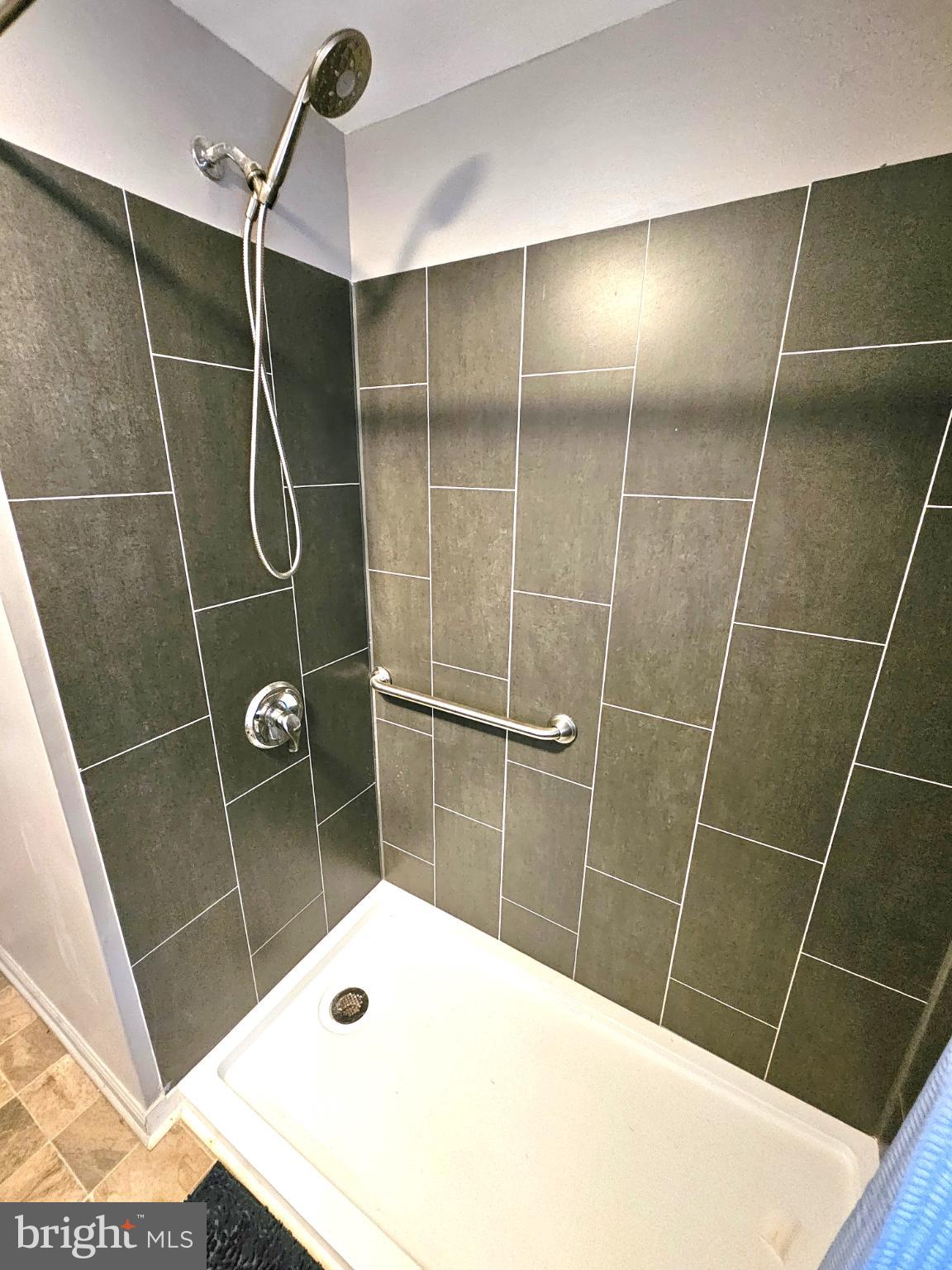 GLEN MARY HEIGHTS - Residential