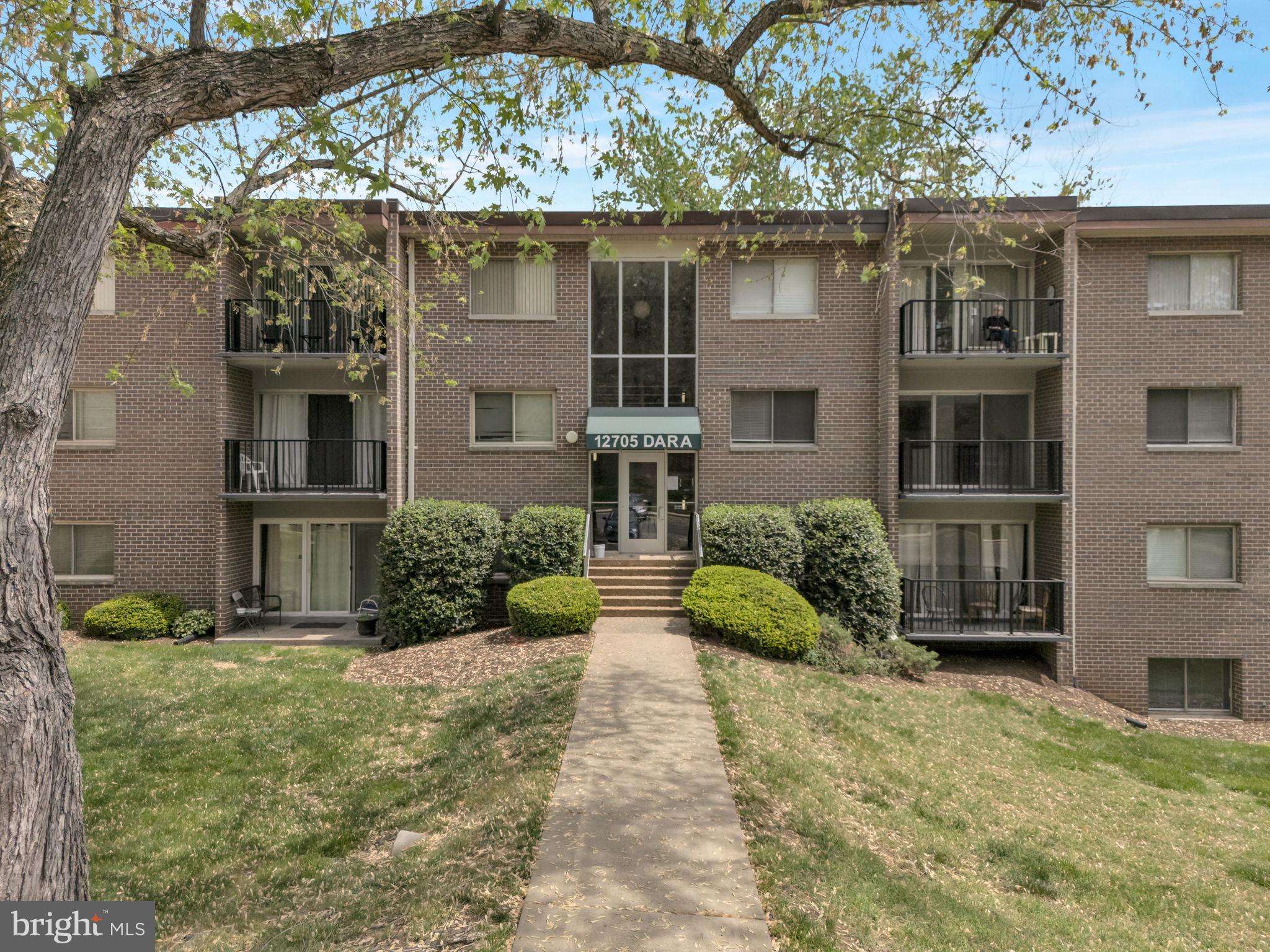 OCCOQUAN RIDGE CONDO - Residential