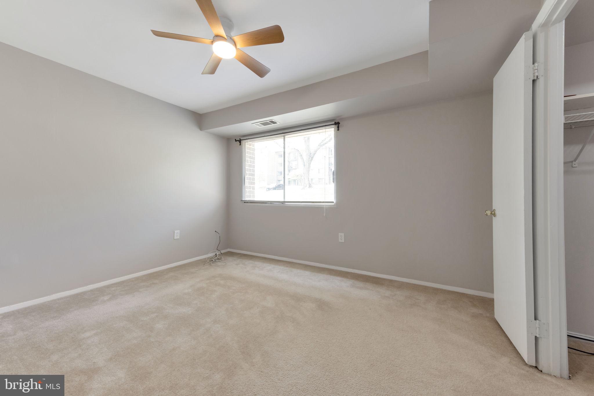 OCCOQUAN RIDGE CONDO - Residential