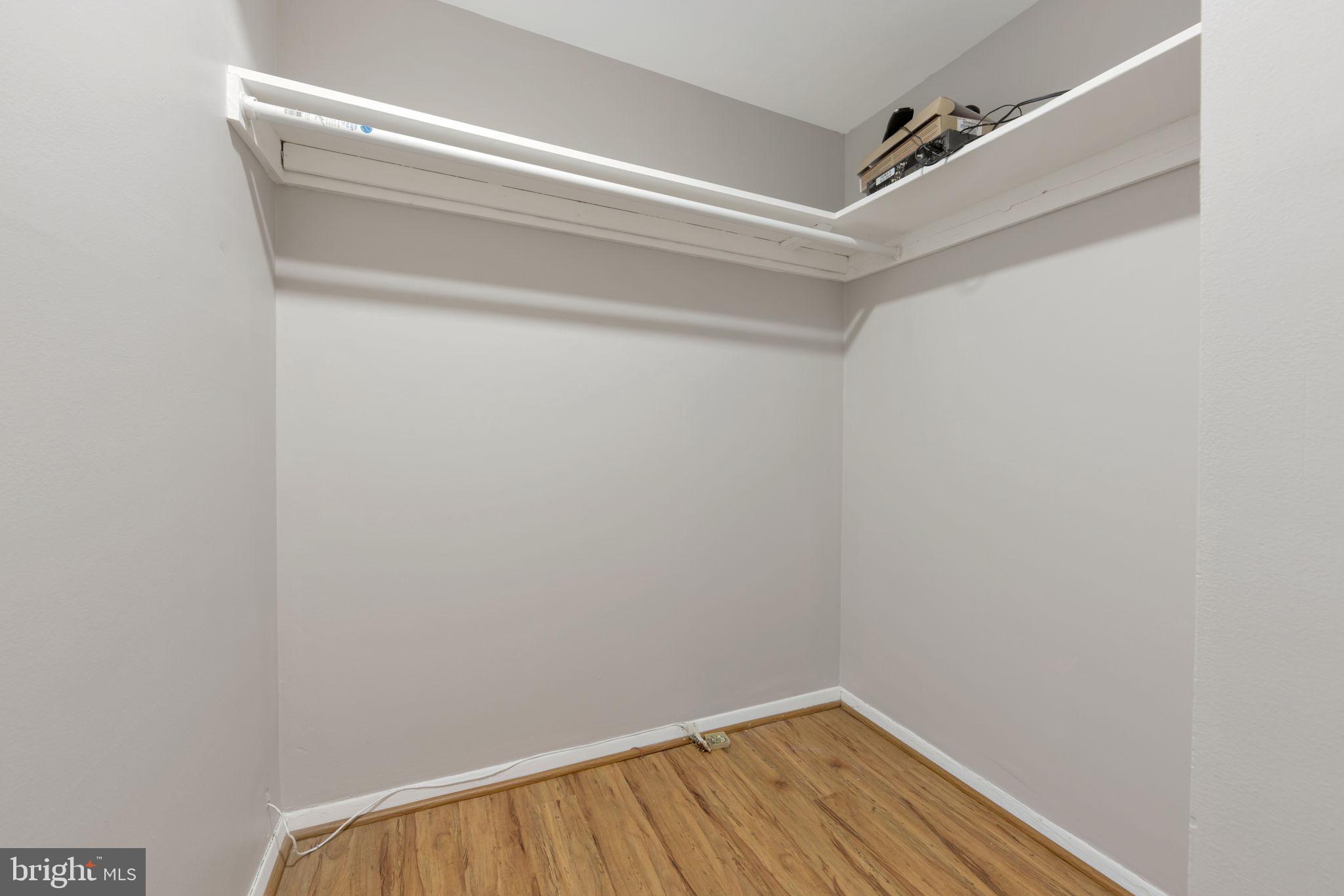 OCCOQUAN RIDGE CONDO - Residential