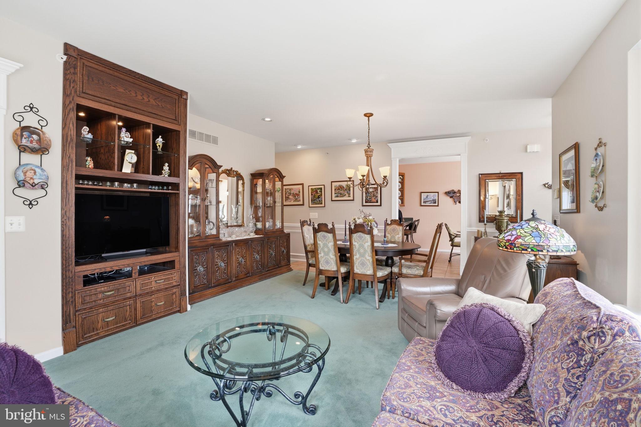 LAMPLIGHTER VILLAGE - Residential