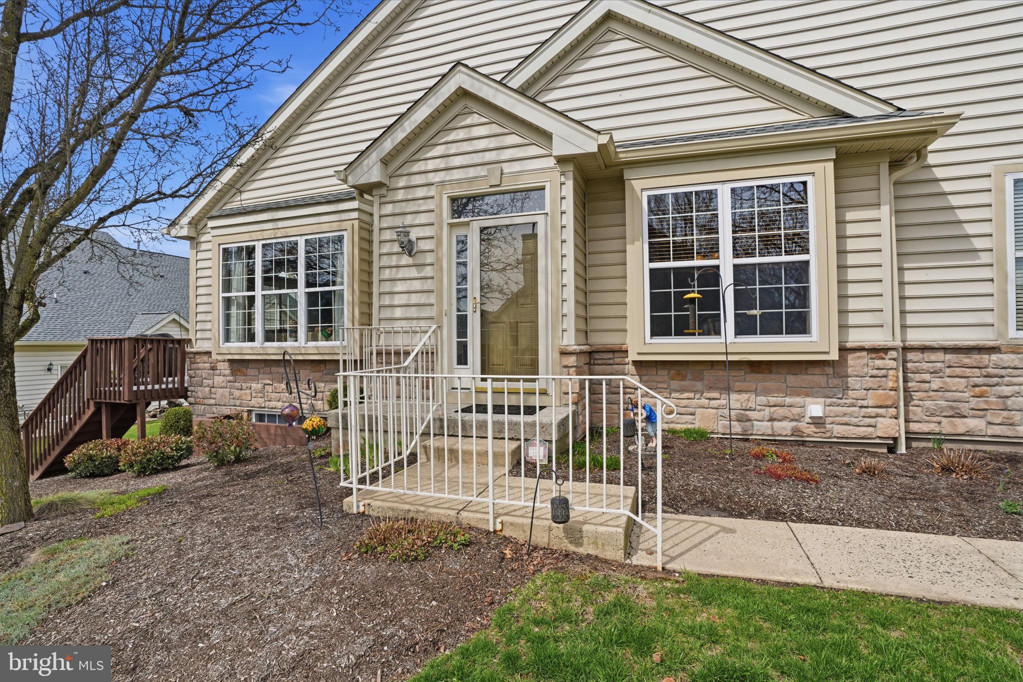 LAMPLIGHTER VILLAGE - Residential