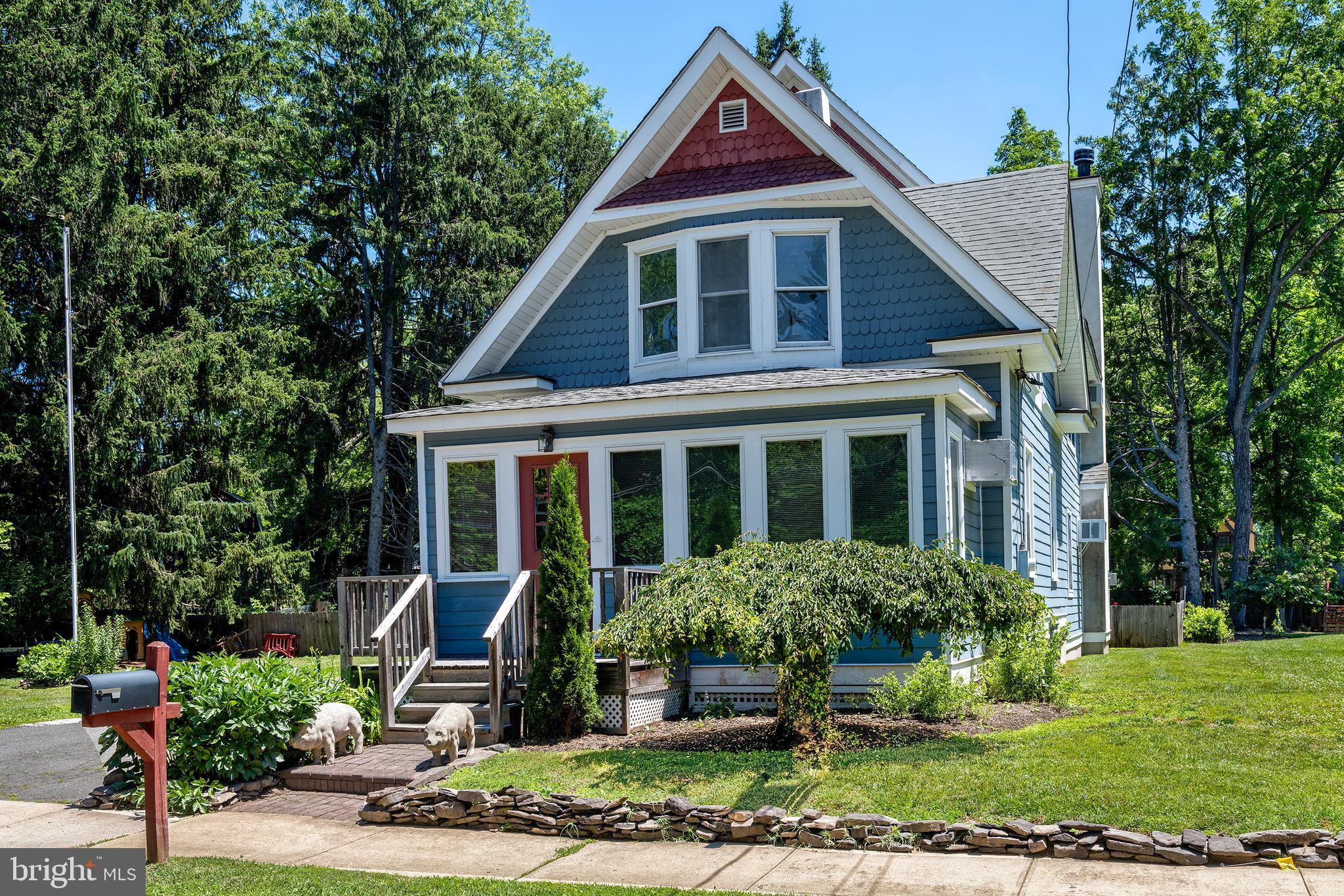 407 READING STREET