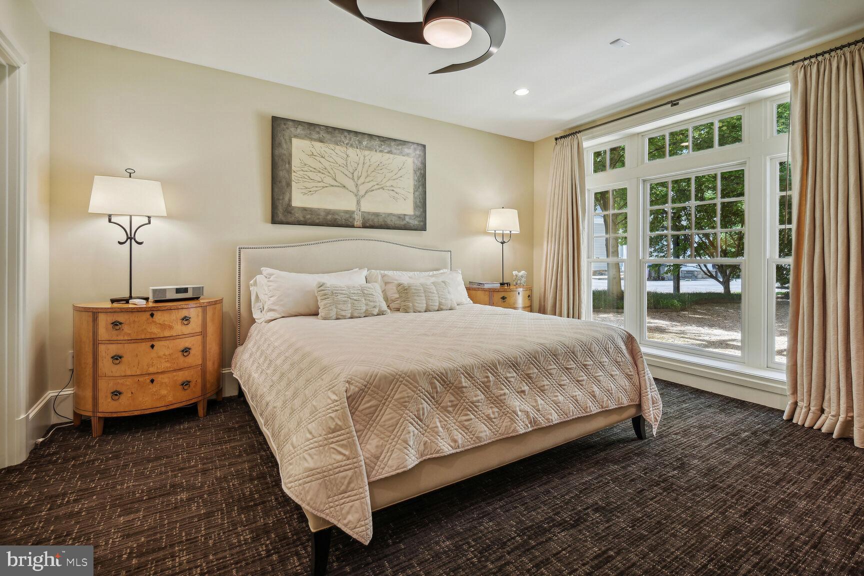 BURNING TREE - Residential