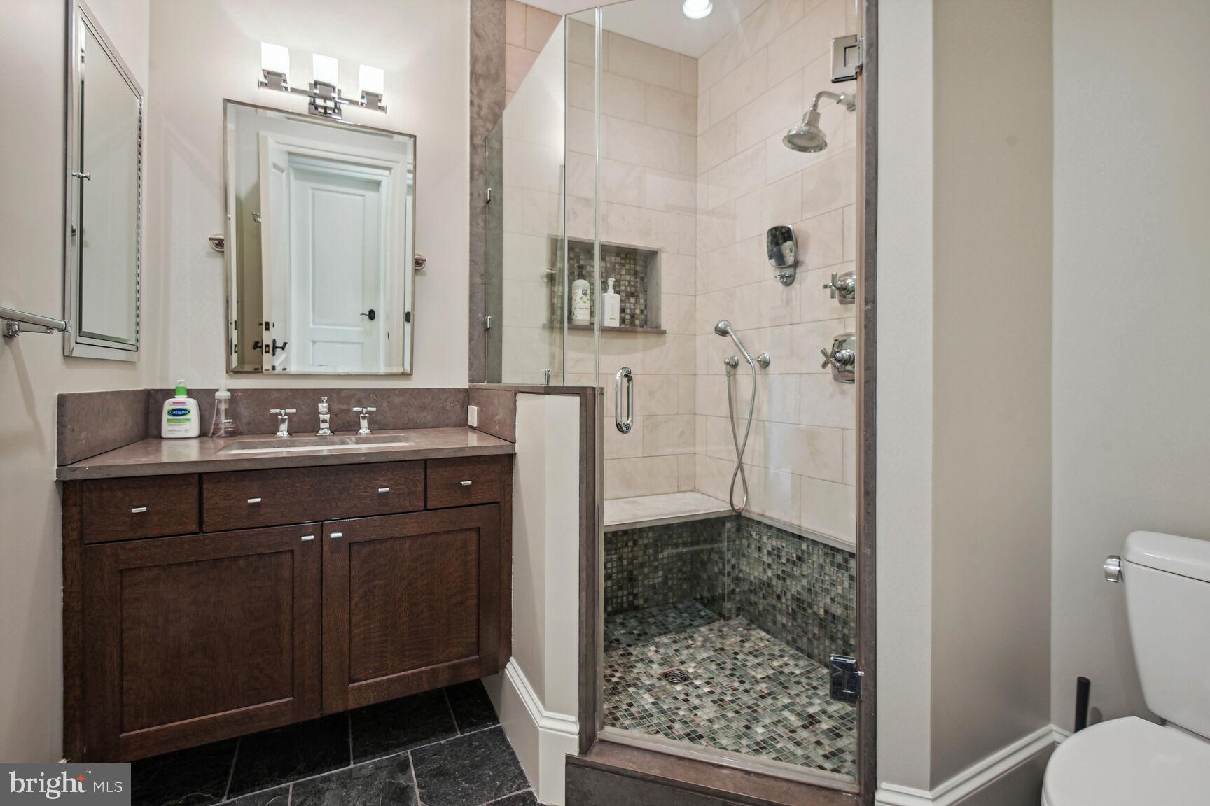 BURNING TREE - Residential