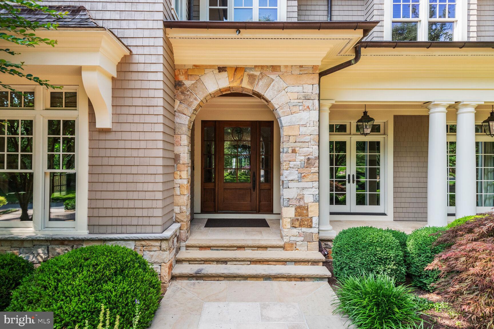 BURNING TREE - Residential