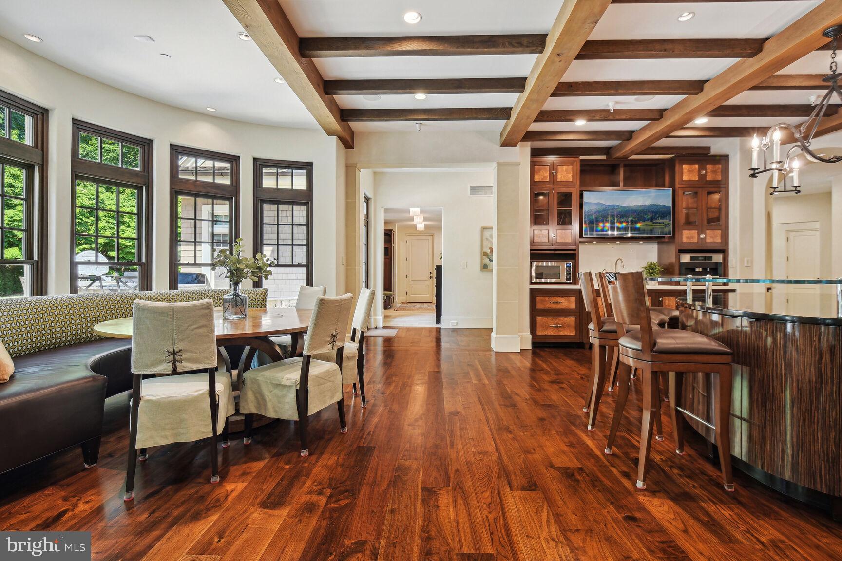 BURNING TREE - Residential