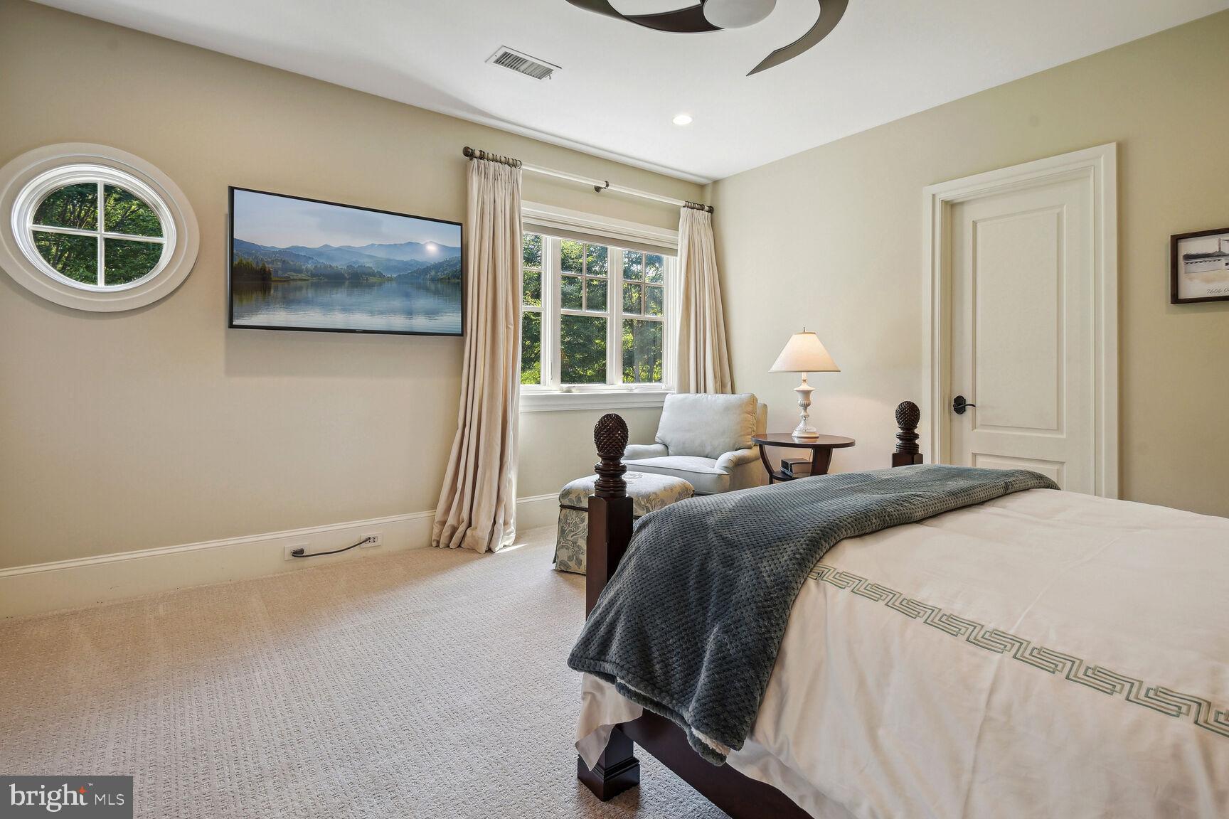 BURNING TREE - Residential