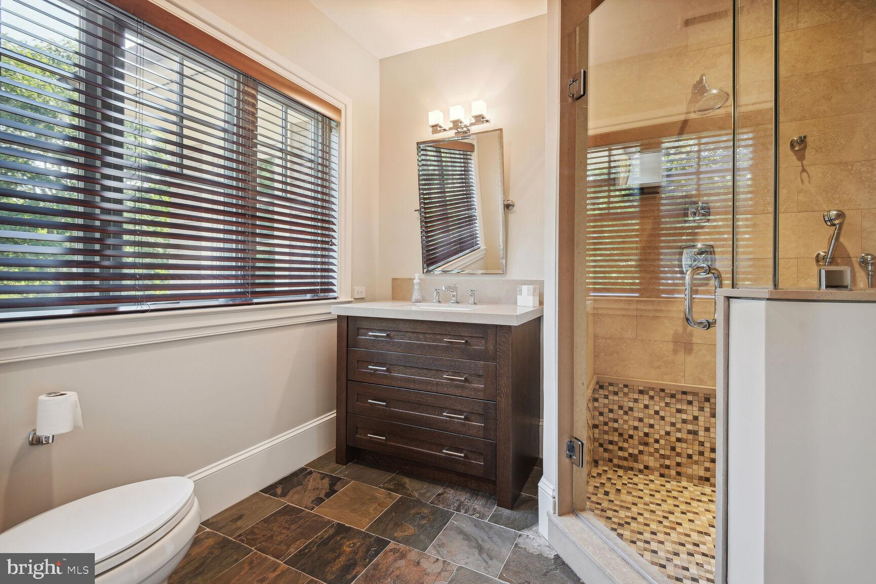 BURNING TREE - Residential