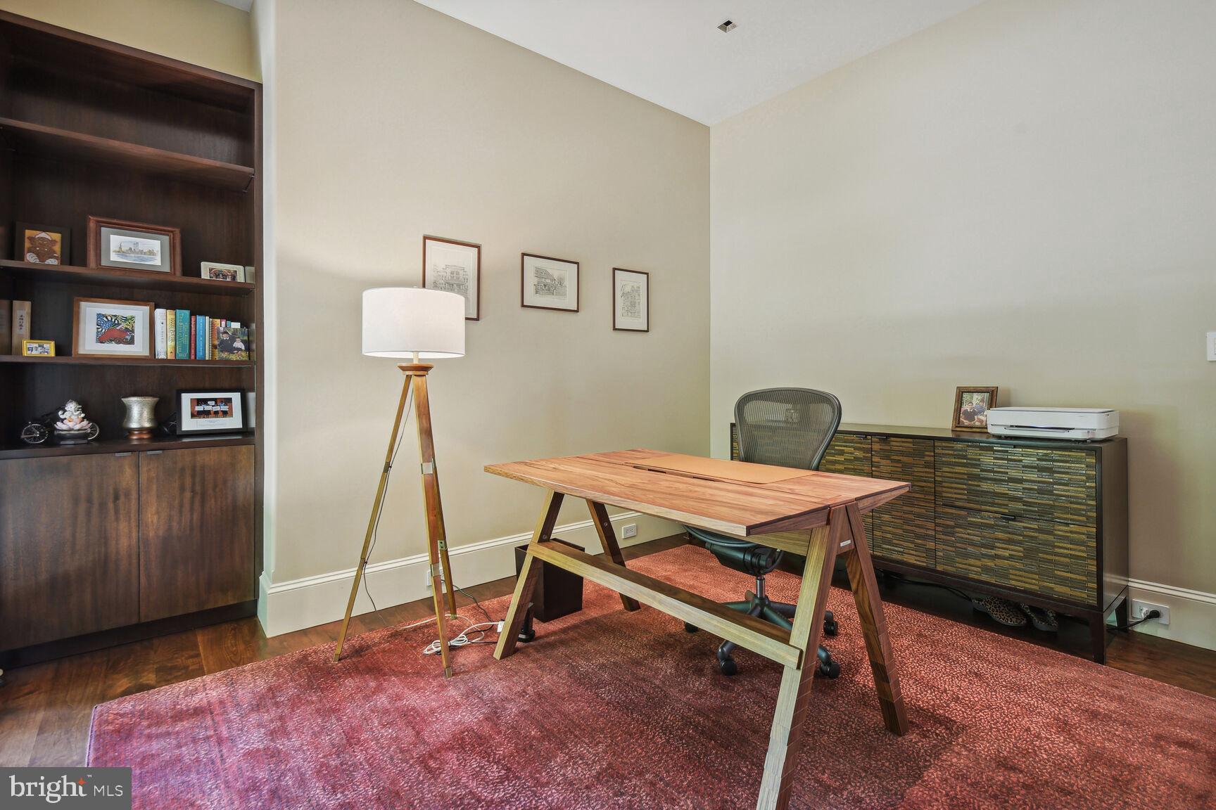 BURNING TREE - Residential