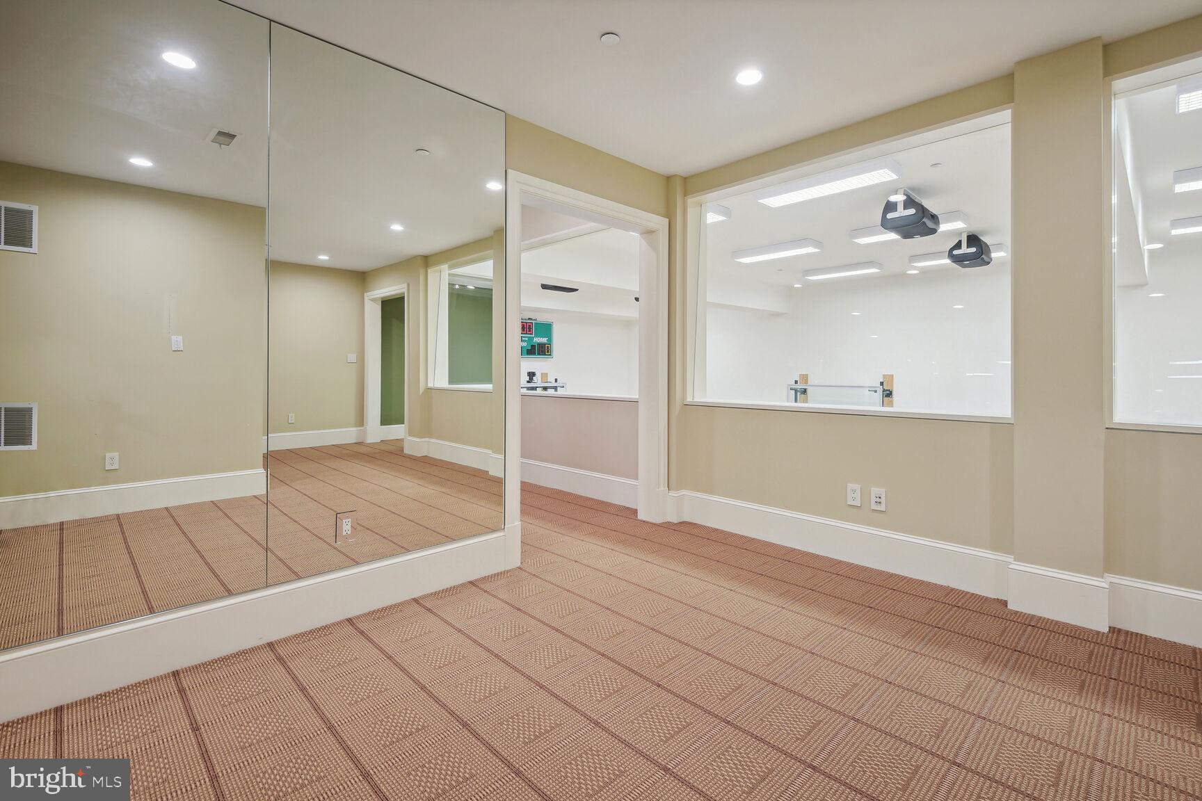 BURNING TREE - Residential