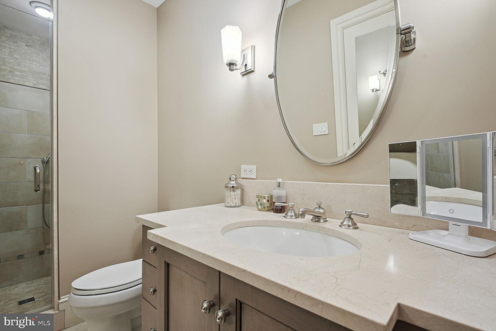 BURNING TREE - Residential