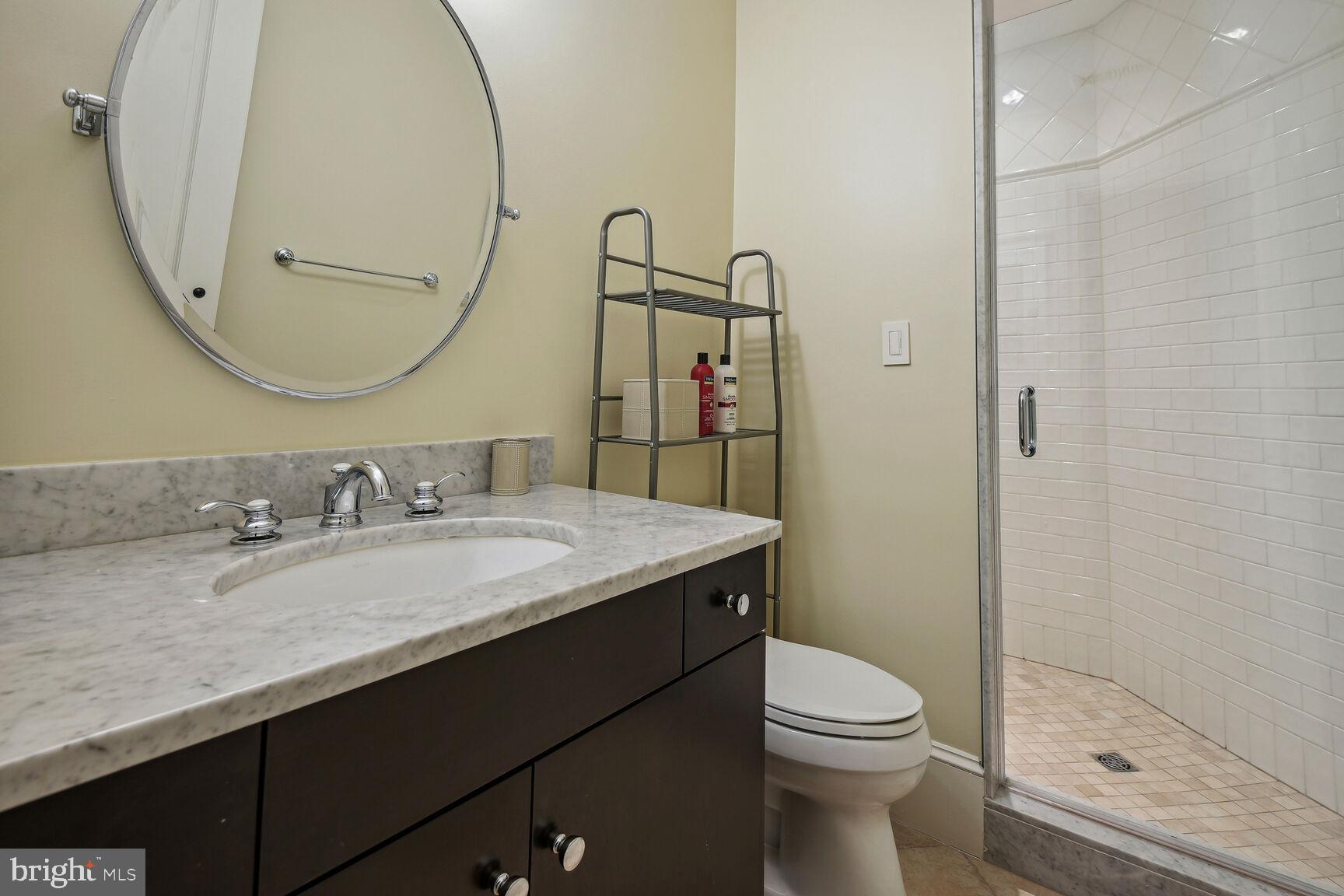 BURNING TREE - Residential