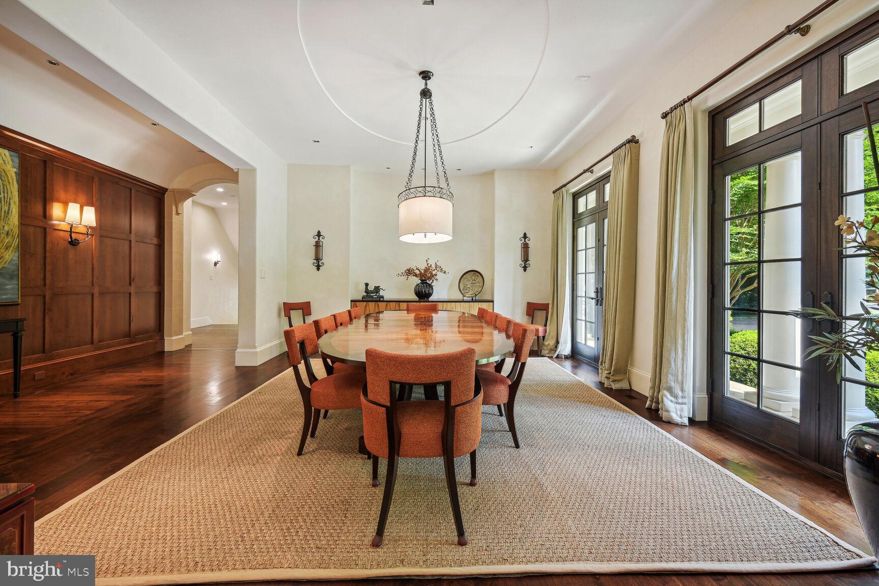 BURNING TREE - Residential