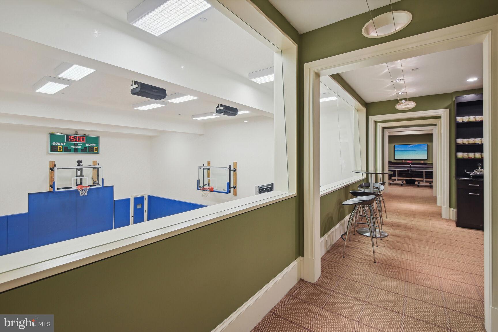 BURNING TREE - Residential