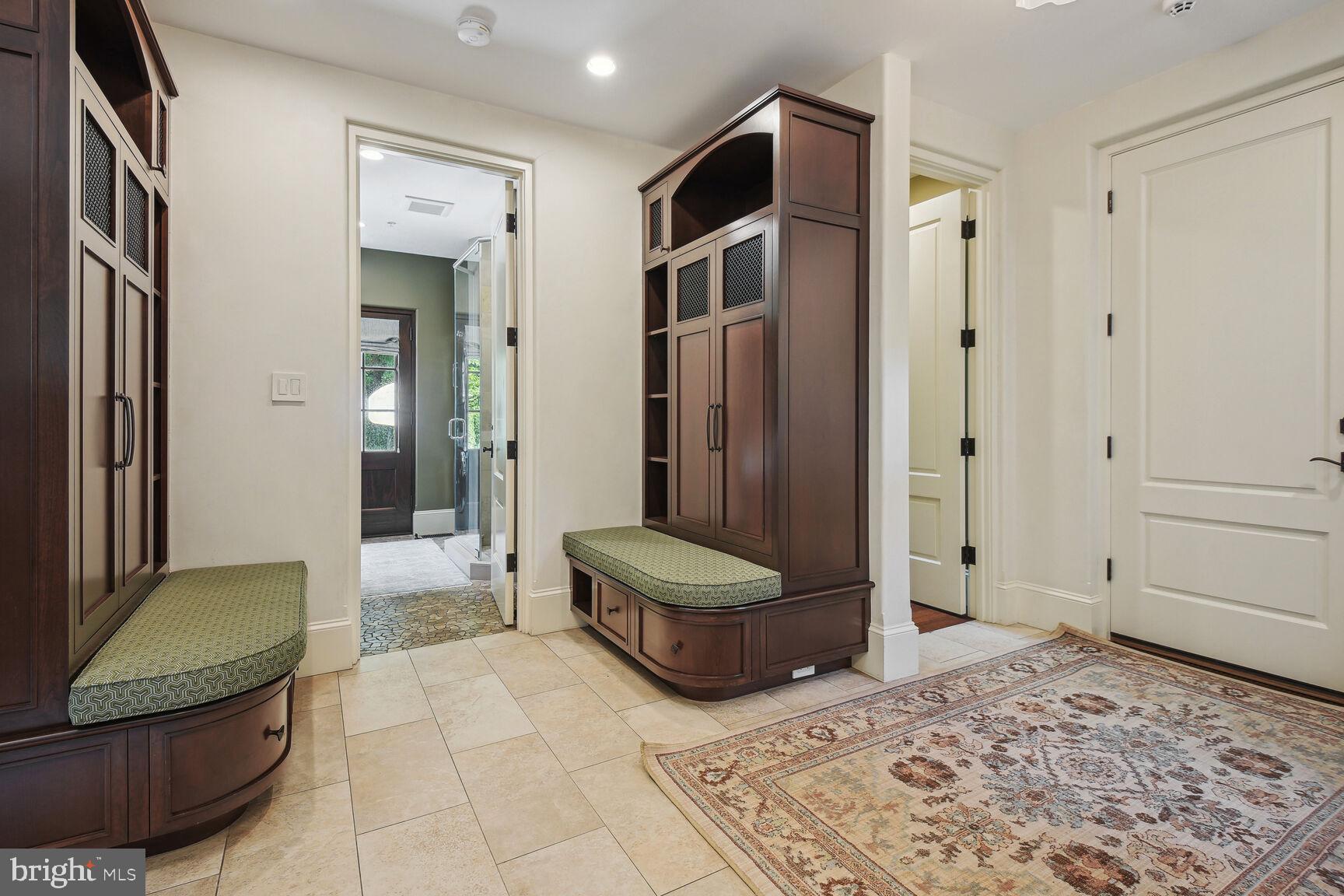 BURNING TREE - Residential