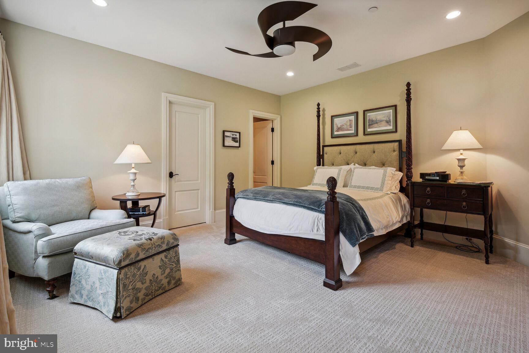 BURNING TREE - Residential