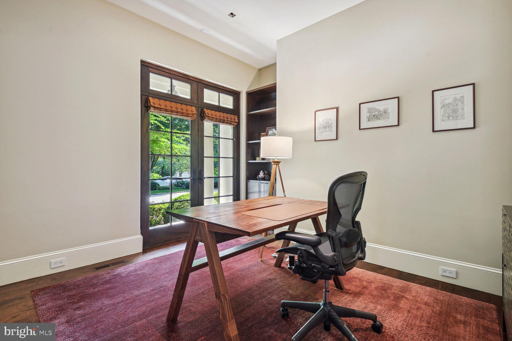 BURNING TREE - Residential