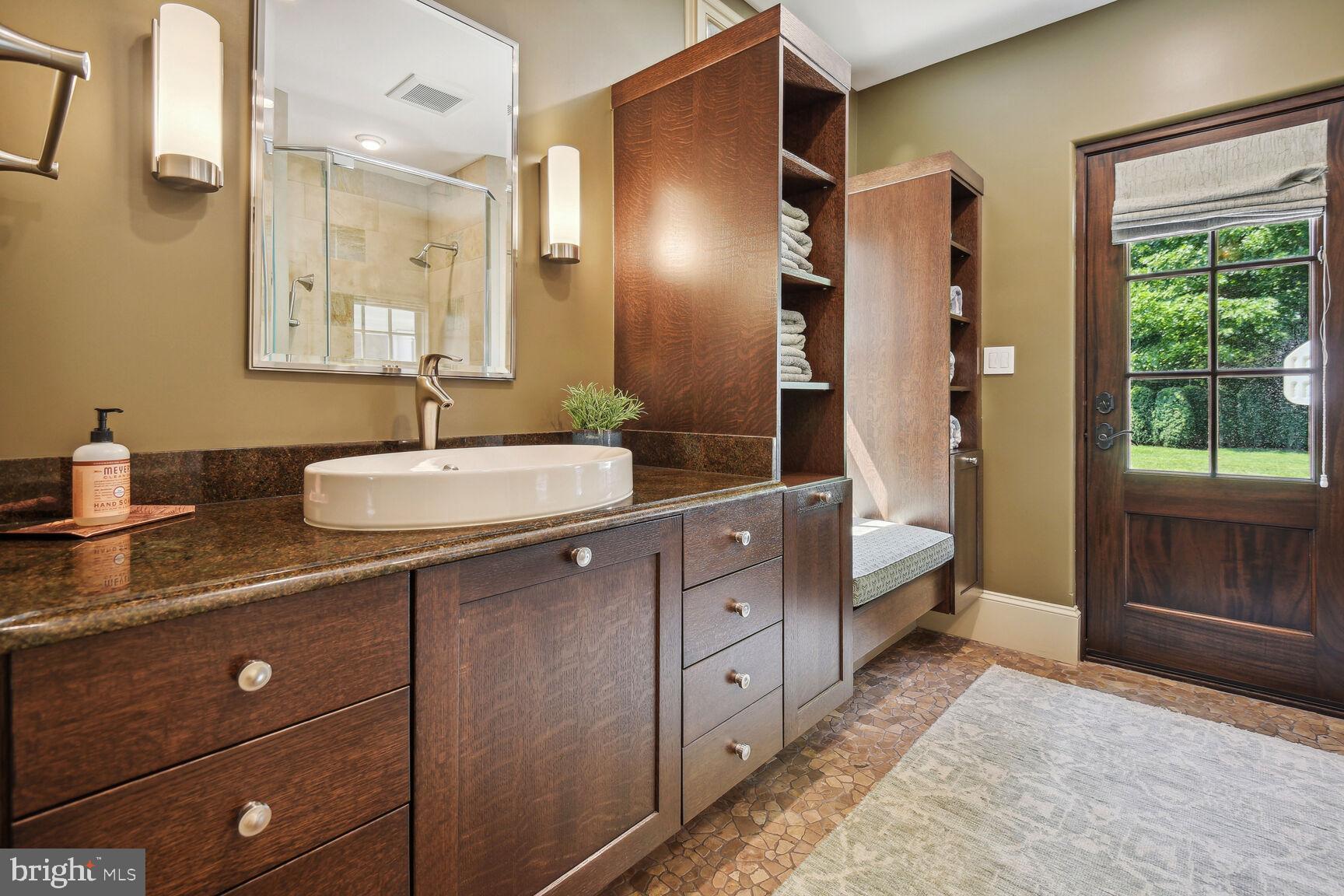 BURNING TREE - Residential