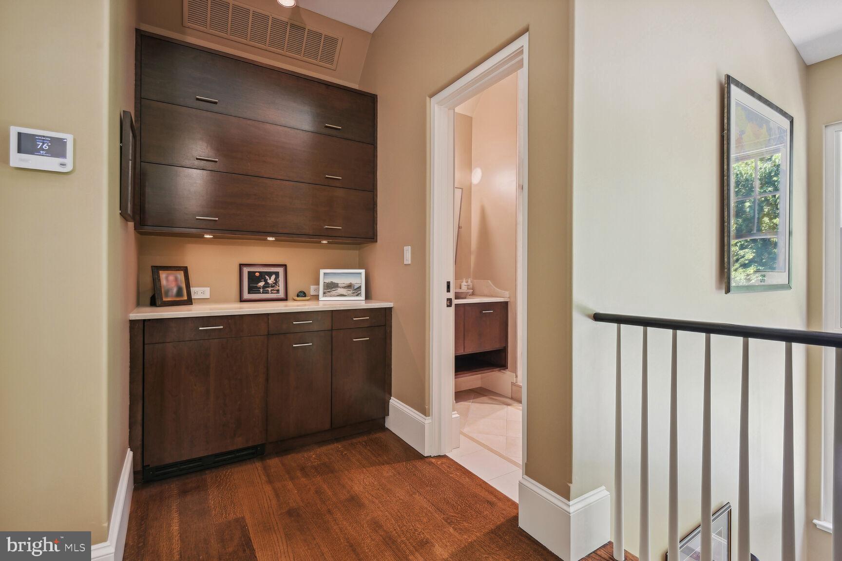 BURNING TREE - Residential