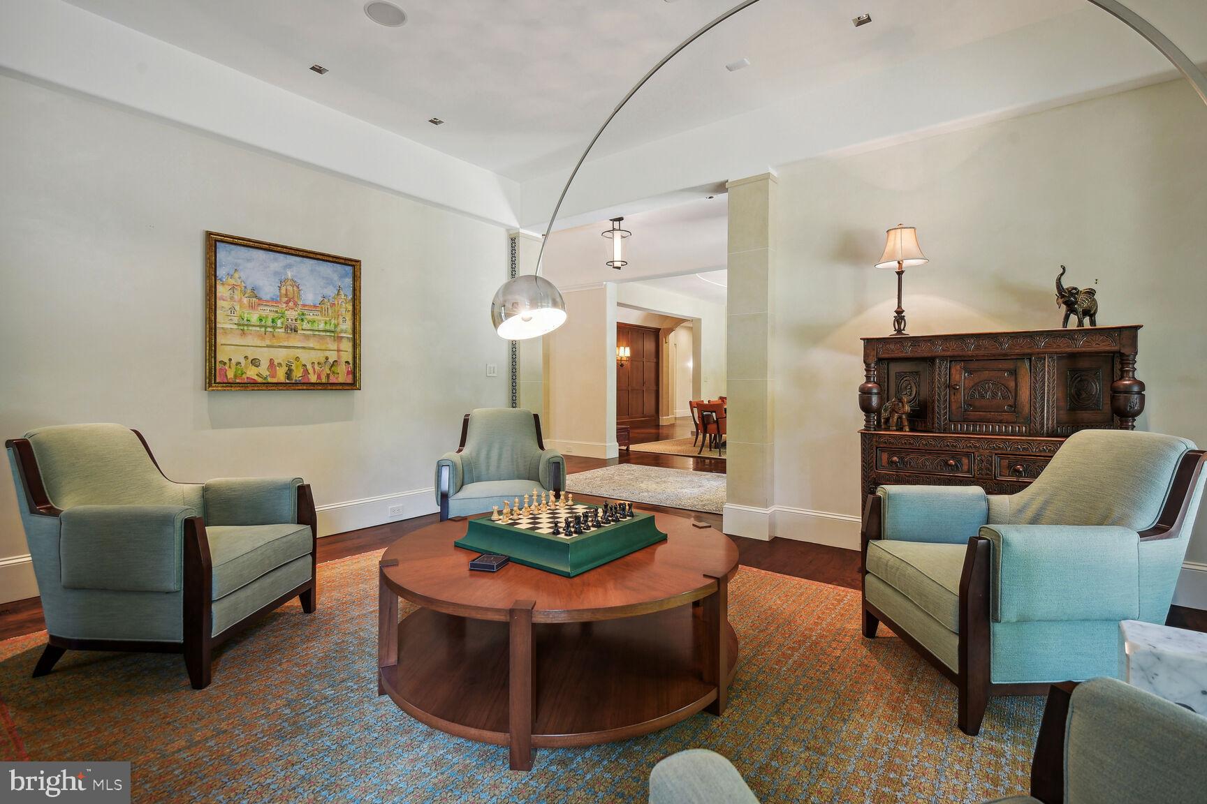 BURNING TREE - Residential