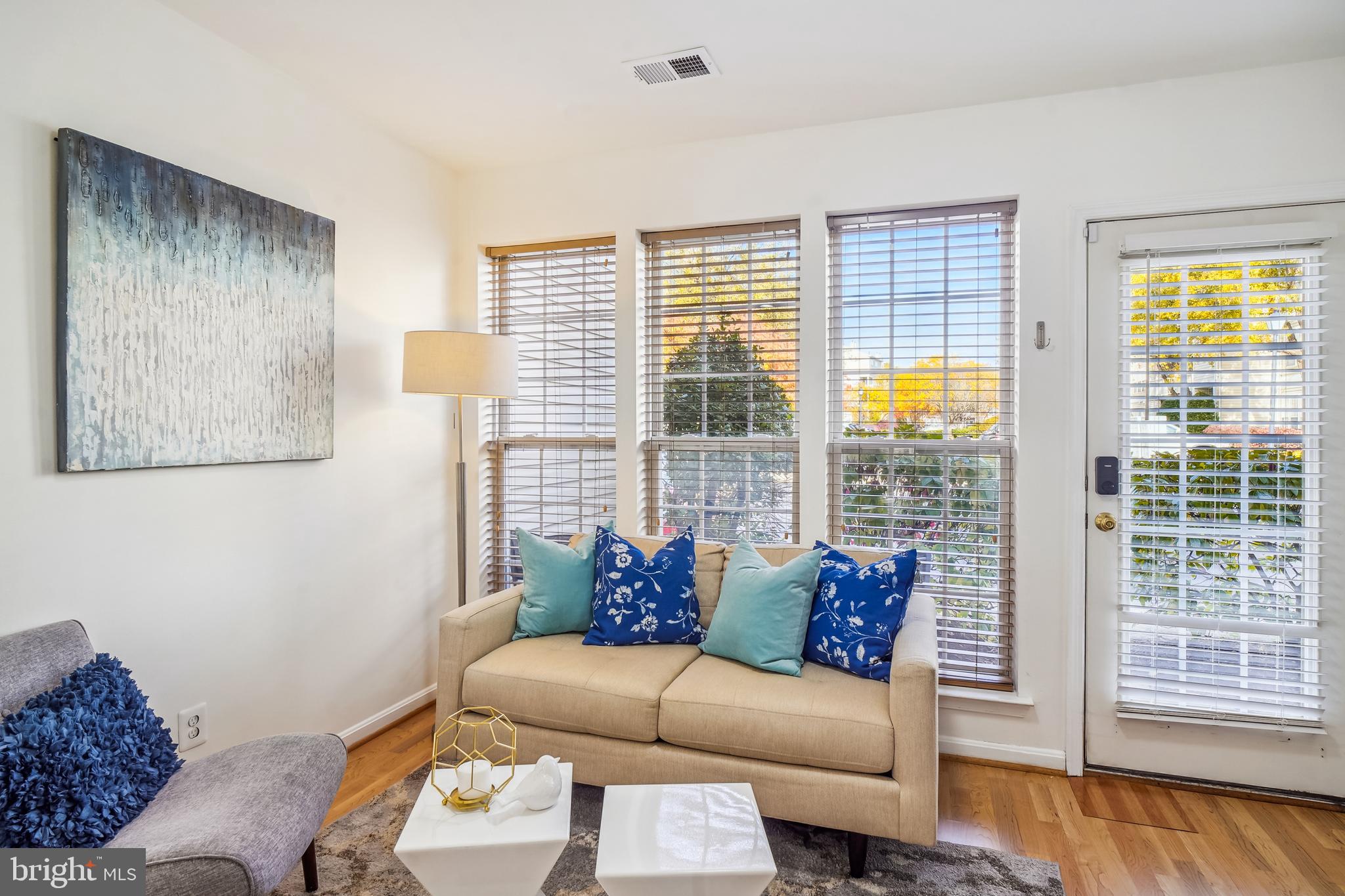 FALLSGROVE - Residential