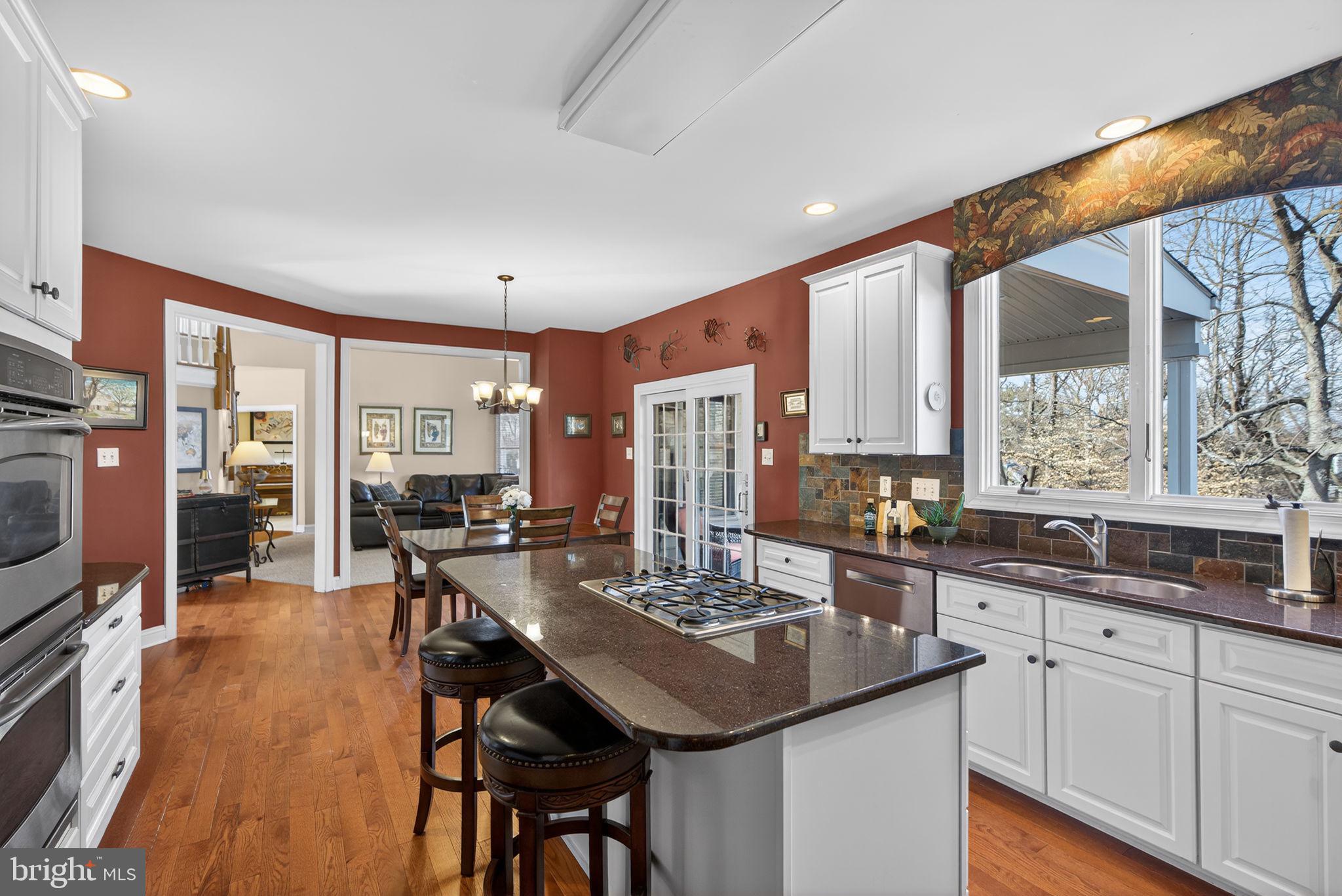 HILLS AT NORTHAMPT - Residential