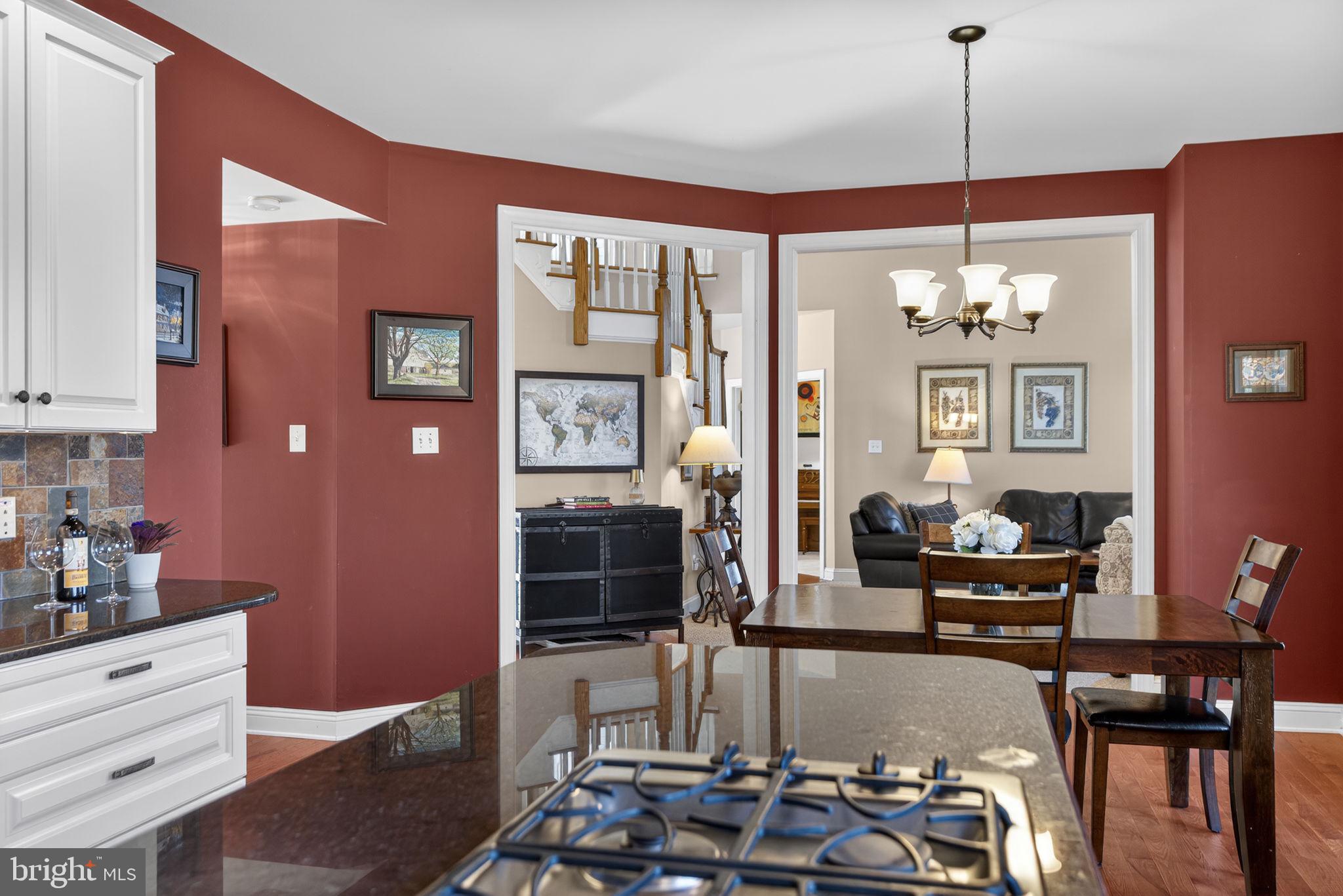 HILLS AT NORTHAMPT - Residential