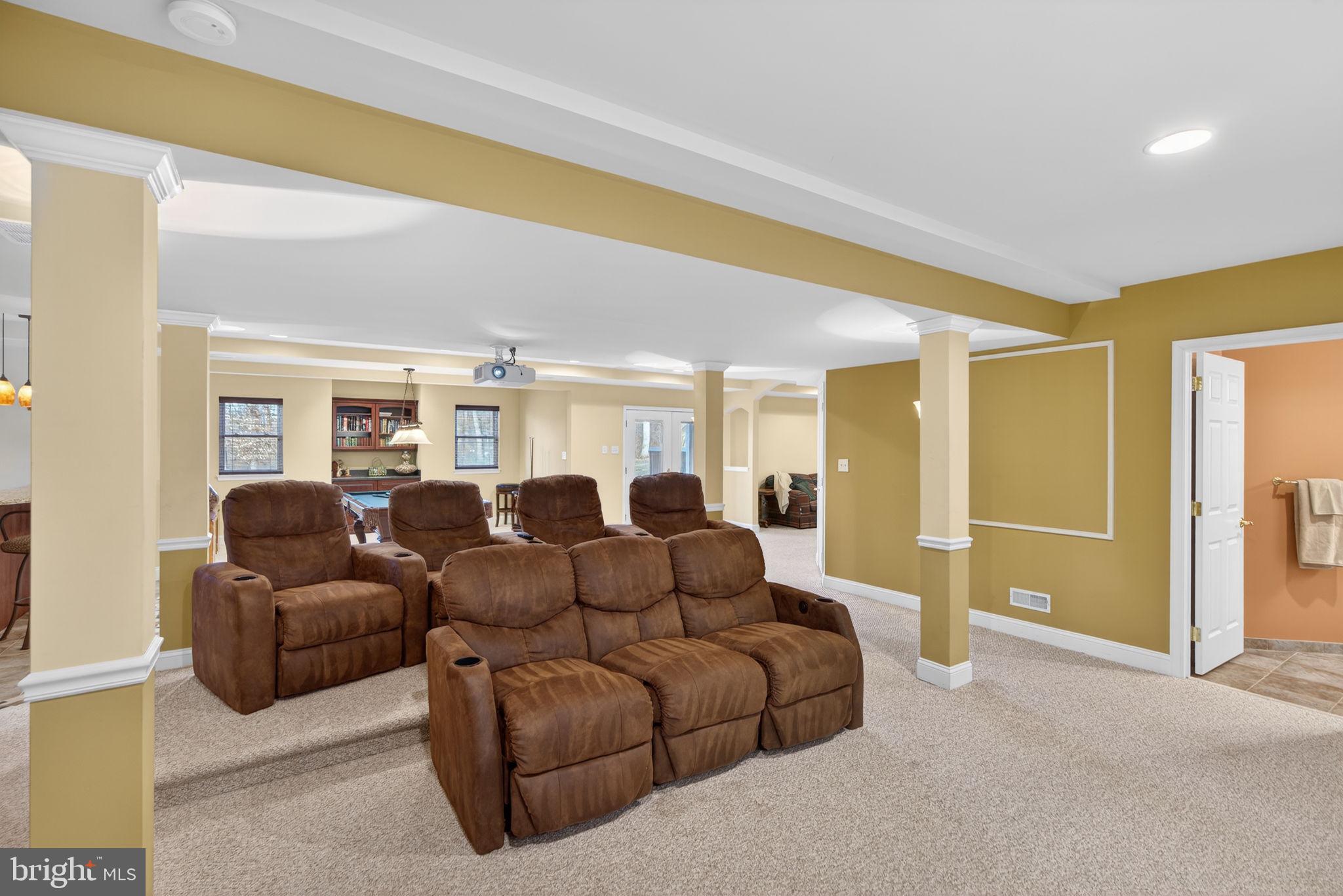 HILLS AT NORTHAMPT - Residential