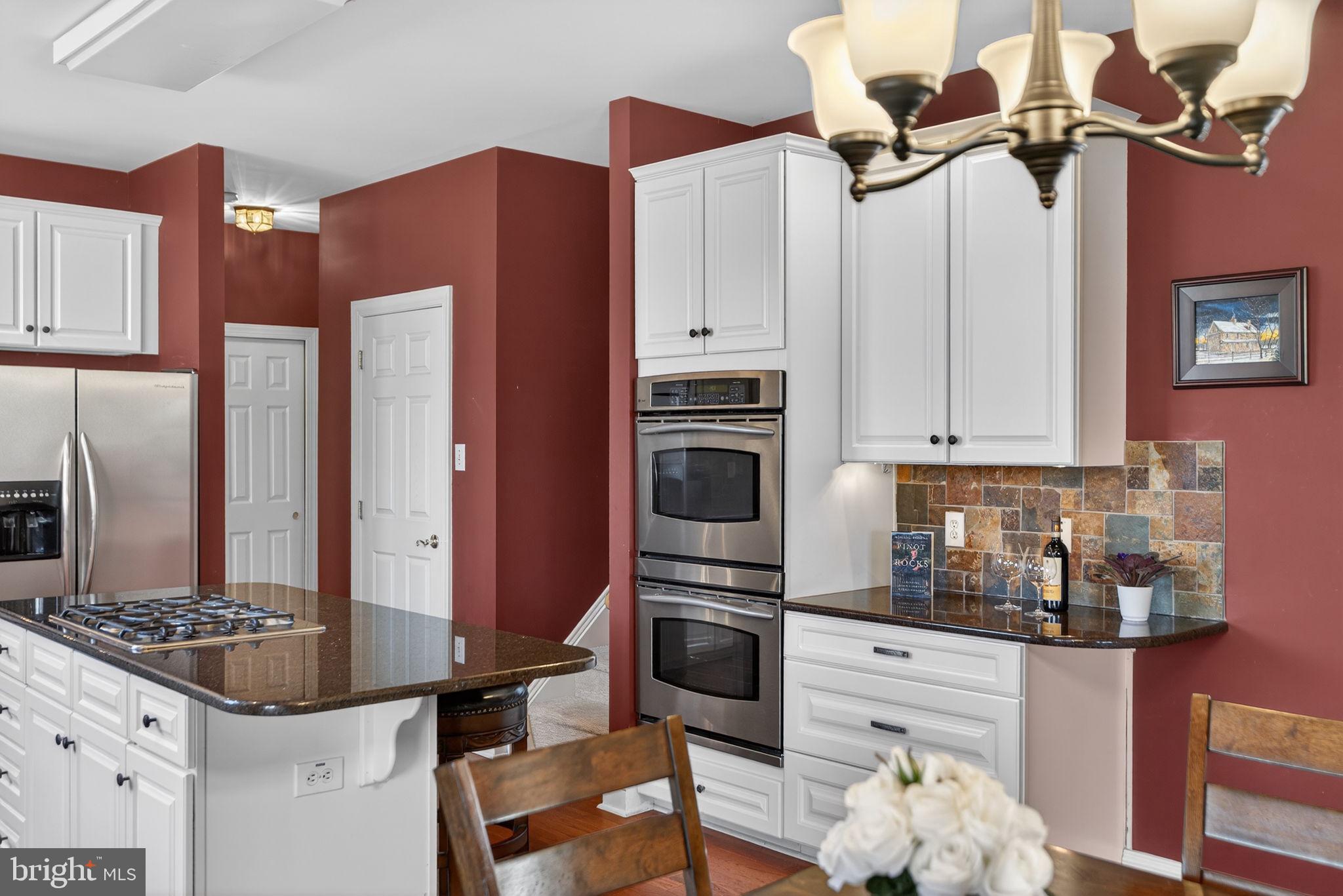 HILLS AT NORTHAMPT - Residential