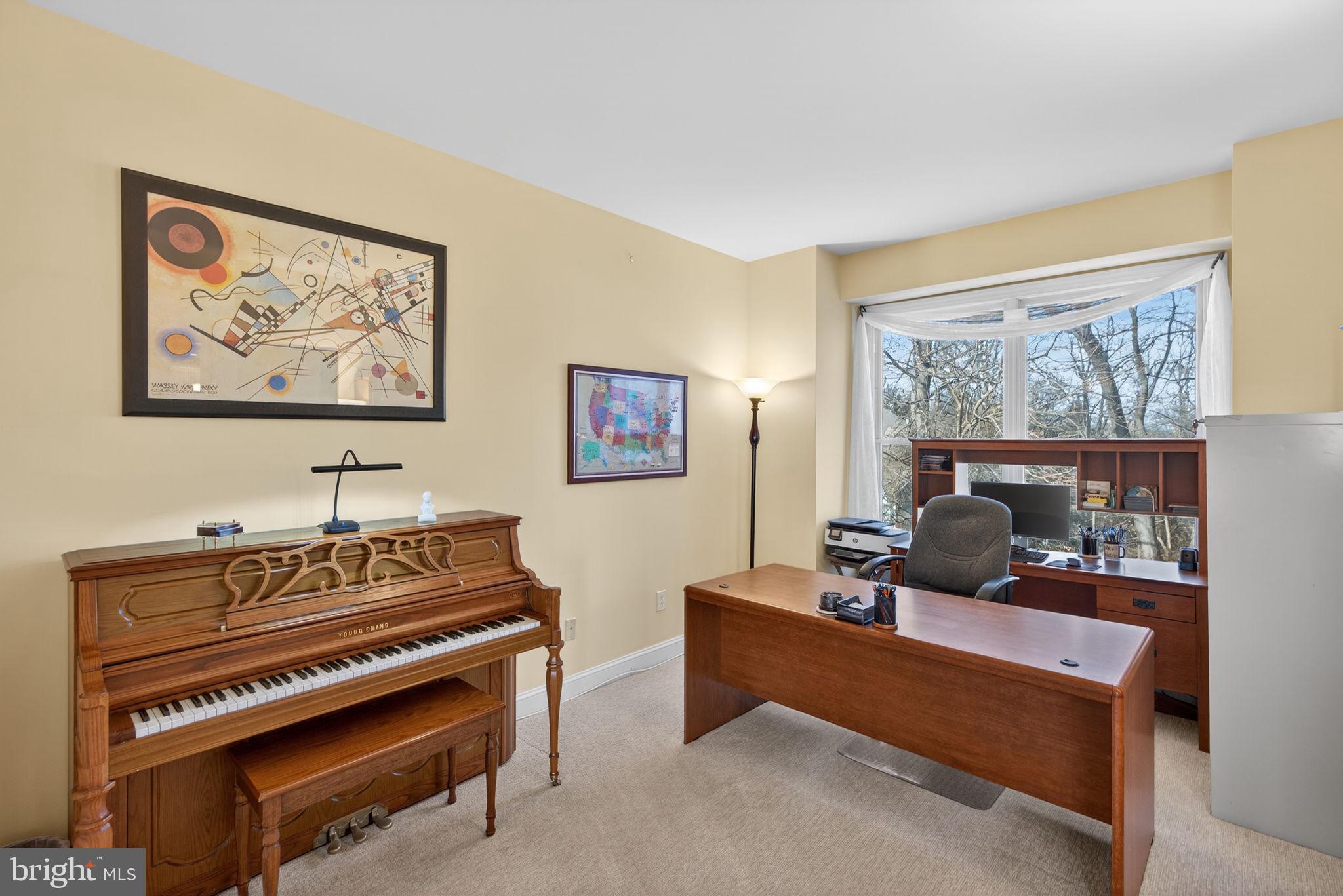 HILLS AT NORTHAMPT - Residential