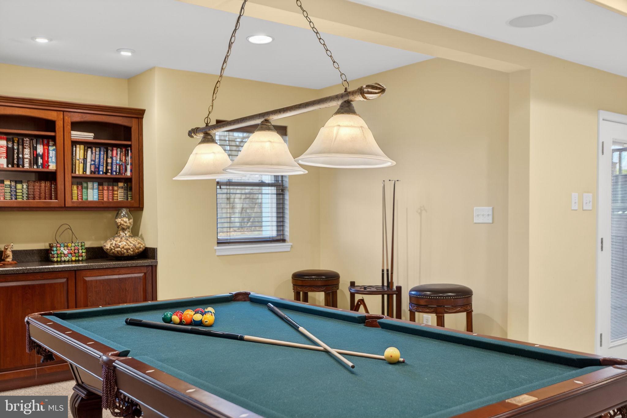 HILLS AT NORTHAMPT - Residential