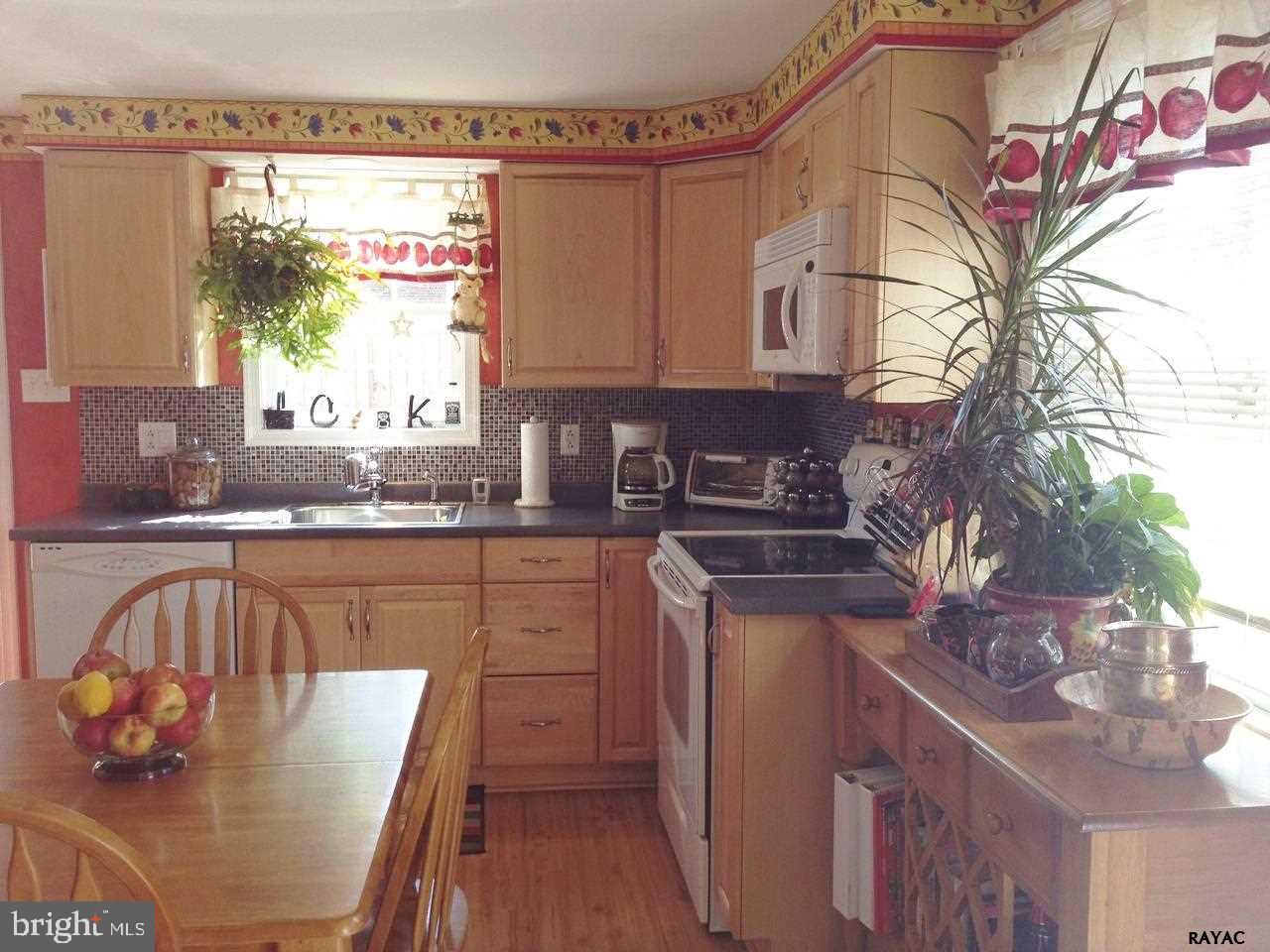 SMITH ESTATES - Residential