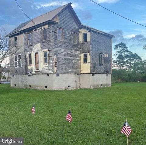 Homes For Sale - 20394 Saxis Road<br/> Accomack County, SAXIS, VA 23427