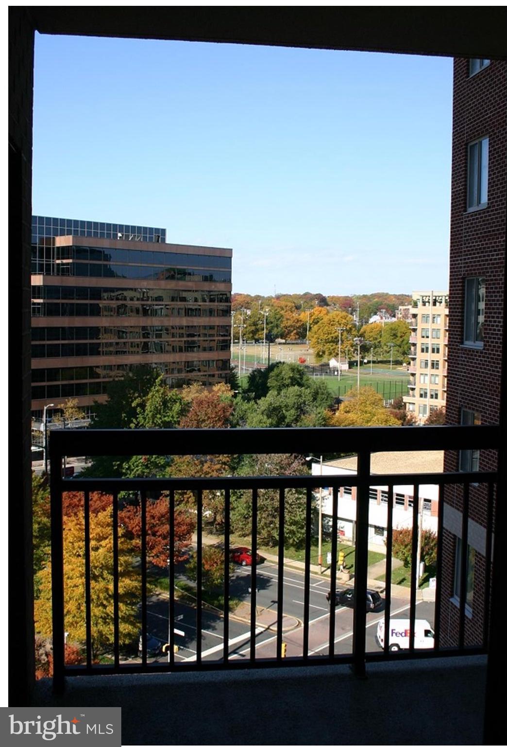 VIRGINIA SQUARE - Residential Lease