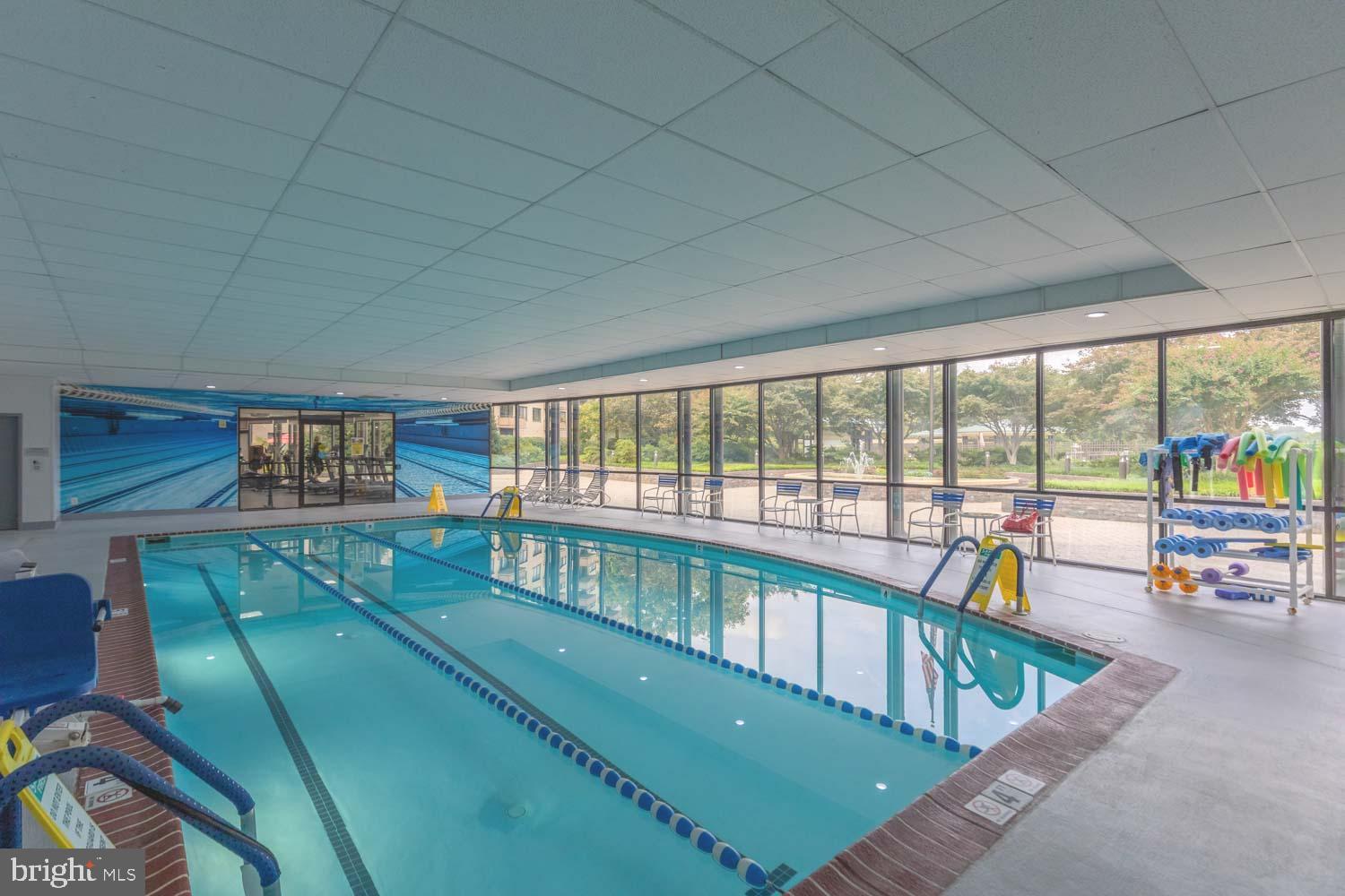 PROMENADE TOWERS - Residential