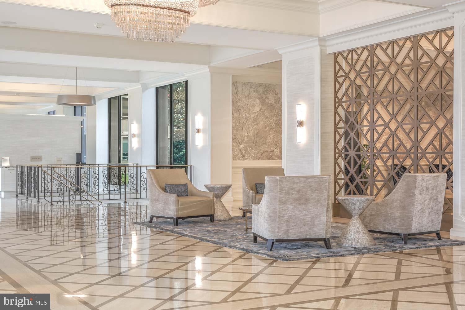 PROMENADE TOWERS - Residential