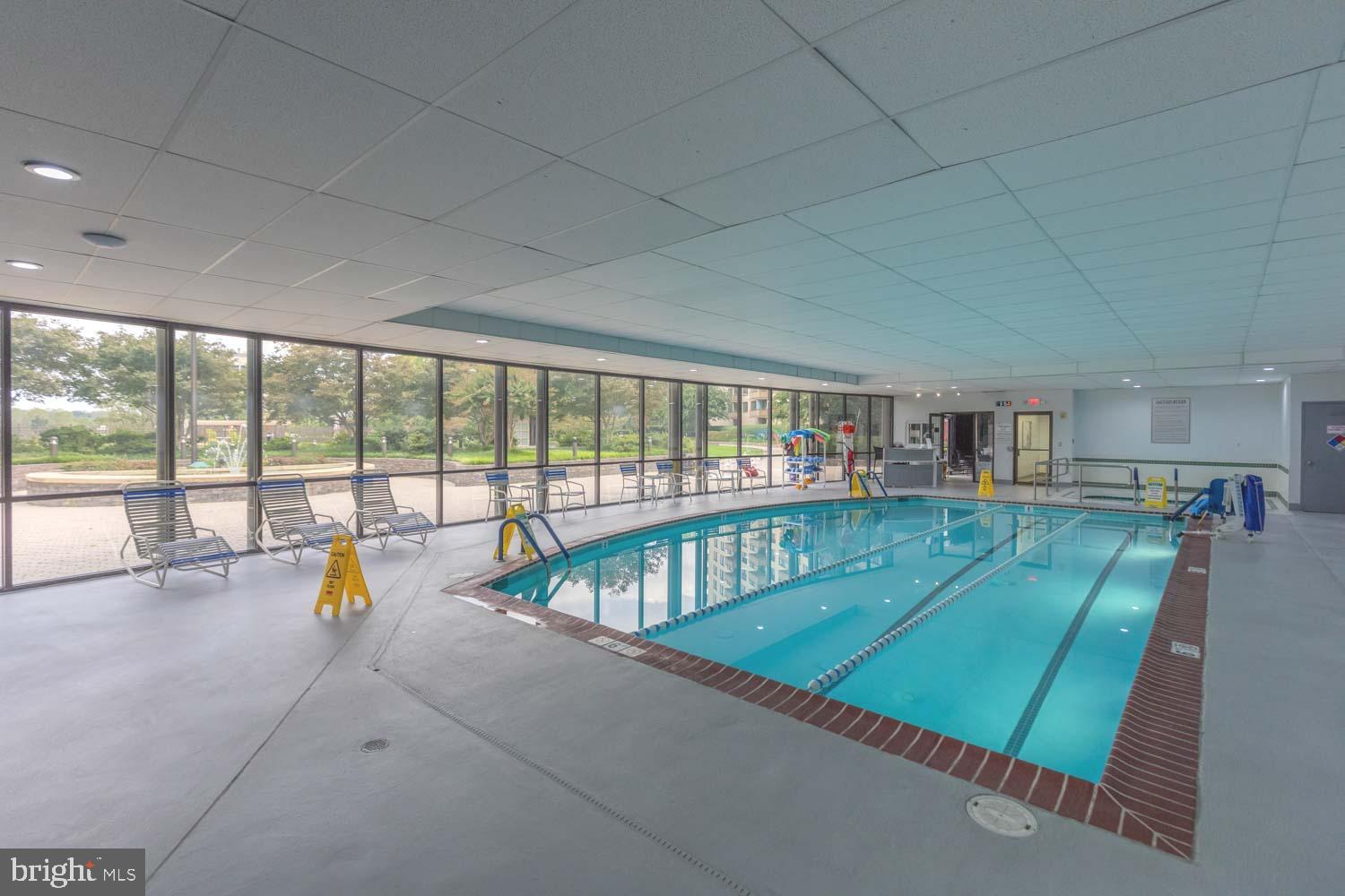 PROMENADE TOWERS - Residential