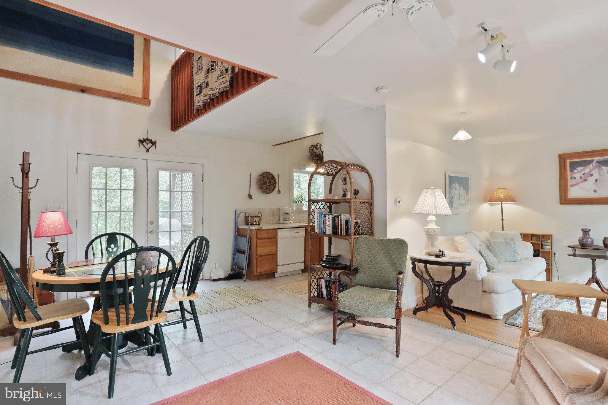 SPRING BROOK ESTATES - Residential