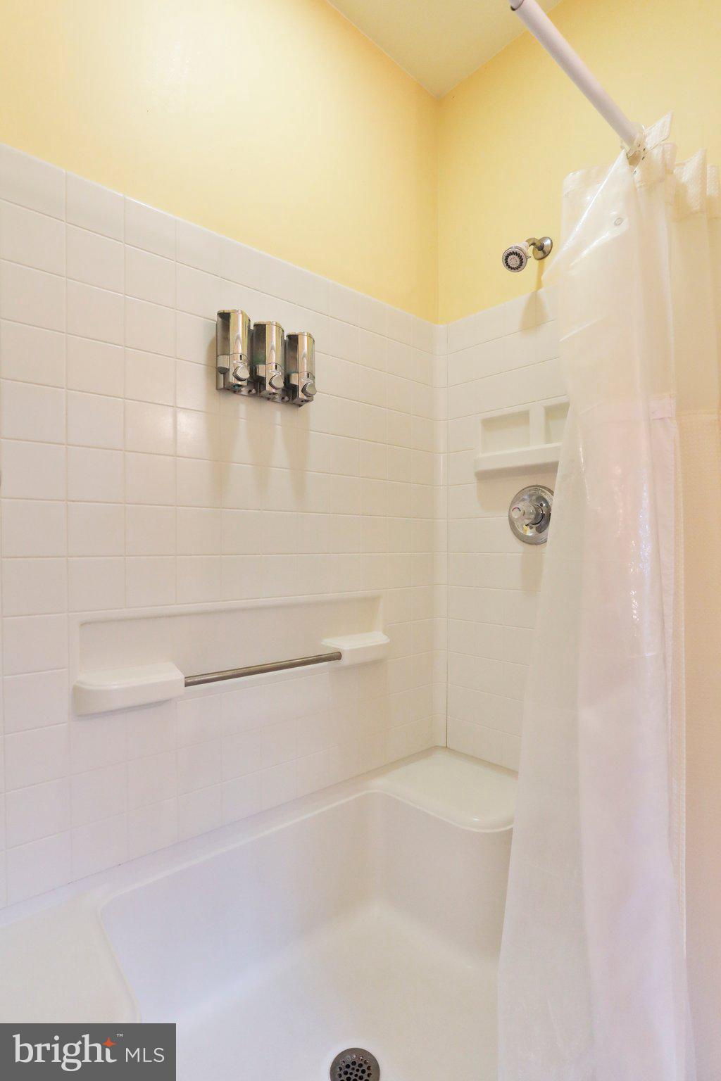 SPRING BROOK ESTATES - Residential