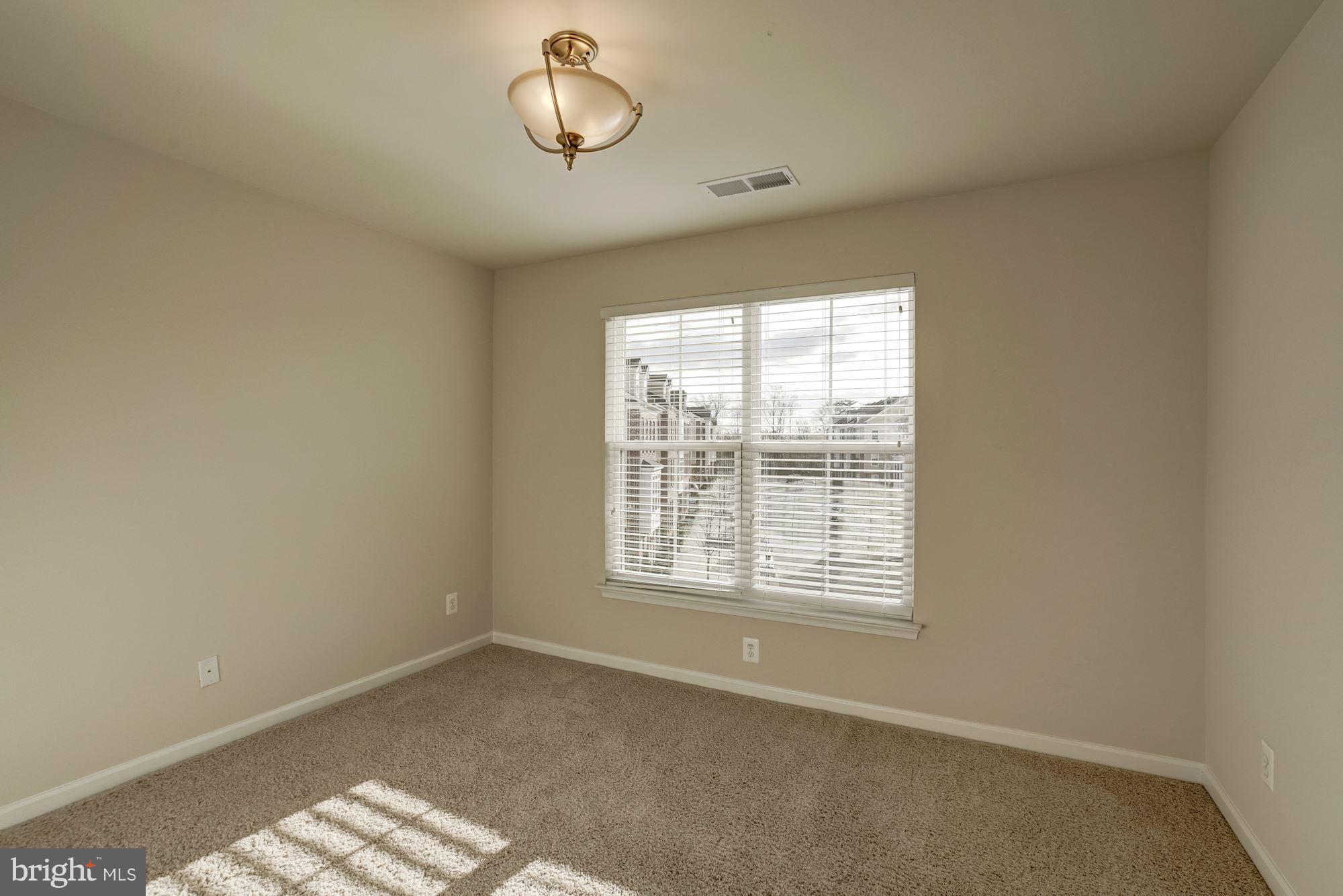 METROWEST - Residential Lease