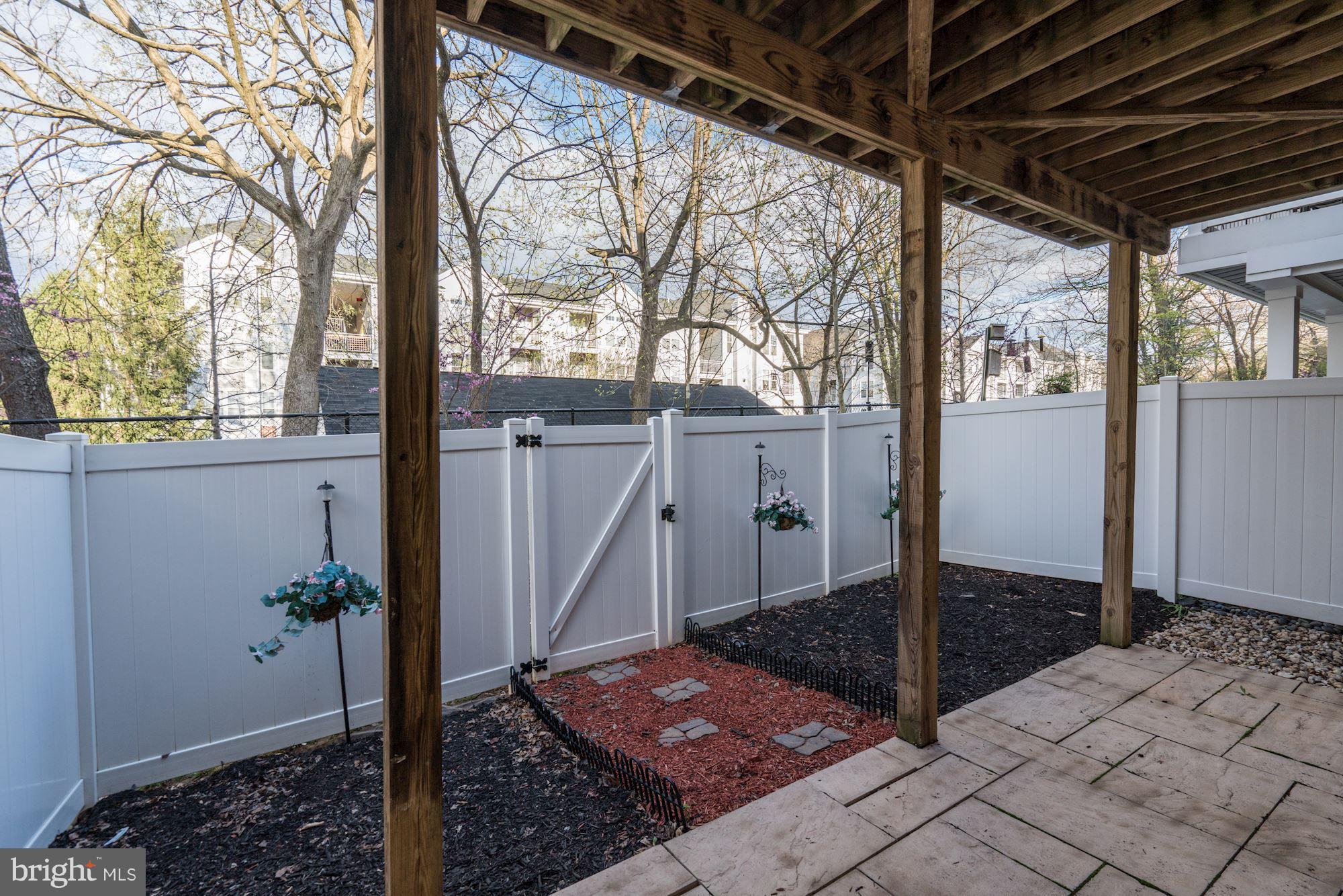 METROWEST - Residential Lease