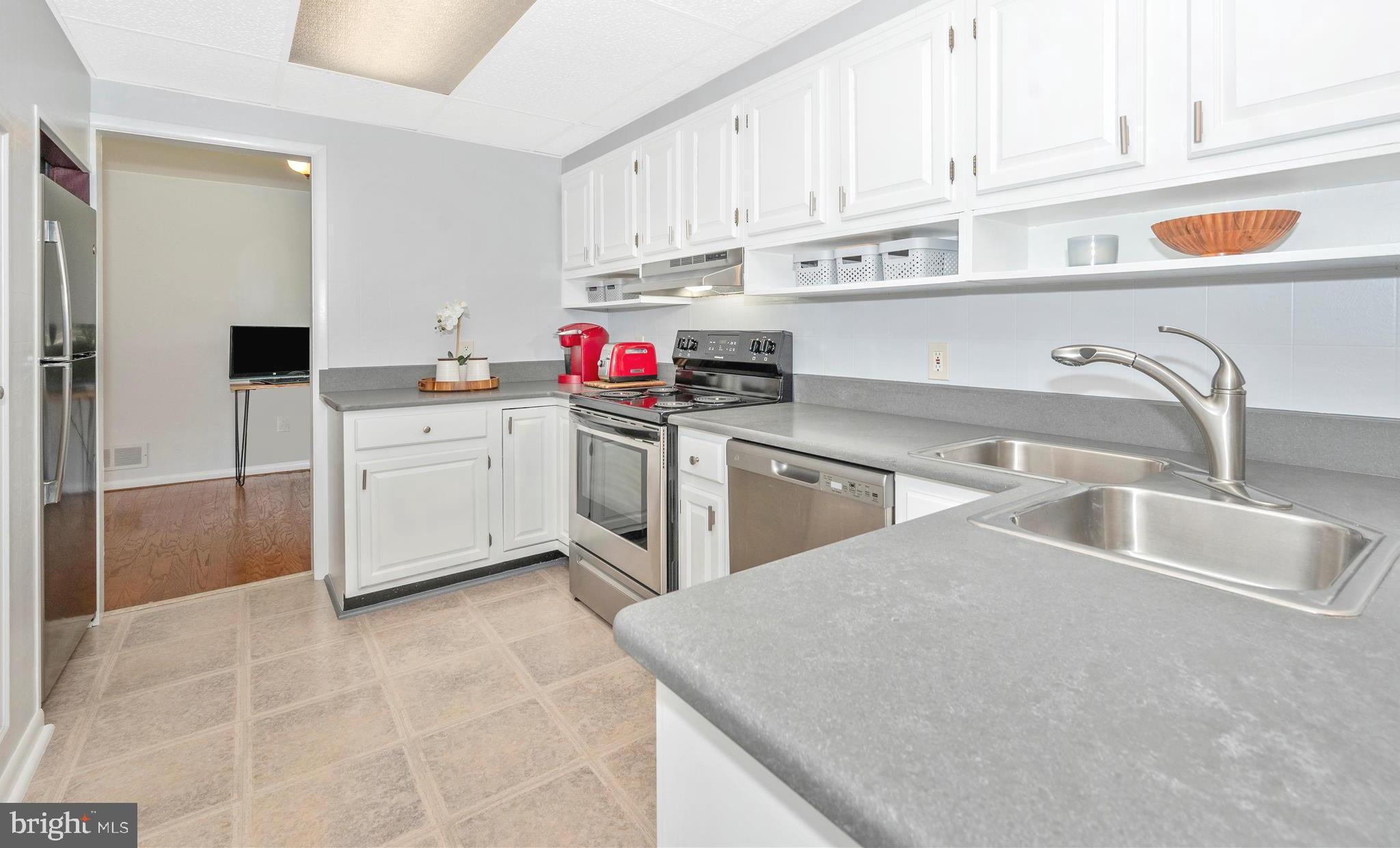 ALLVIEW ESTATES - Residential