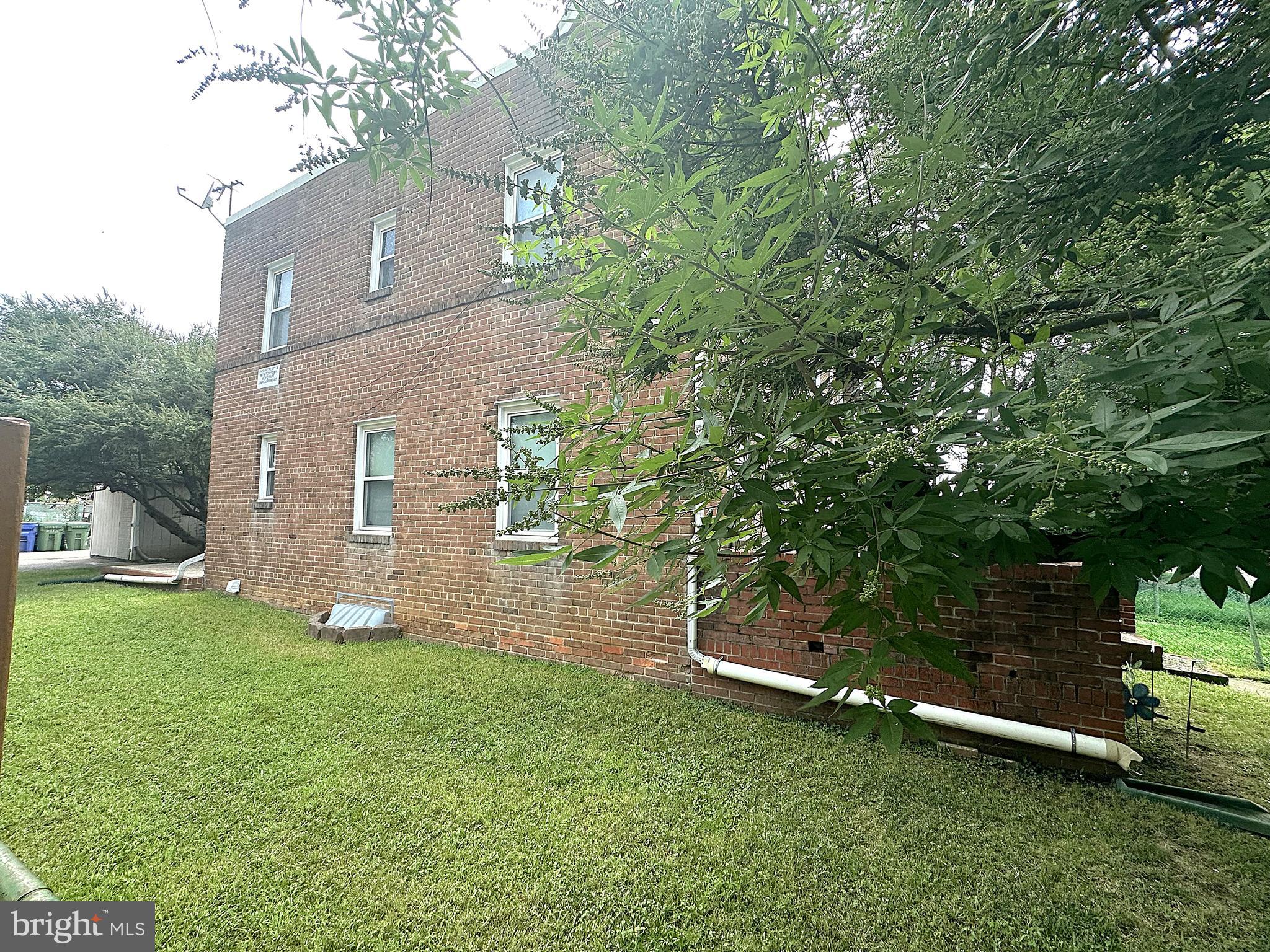 BROOKLYN - Residential