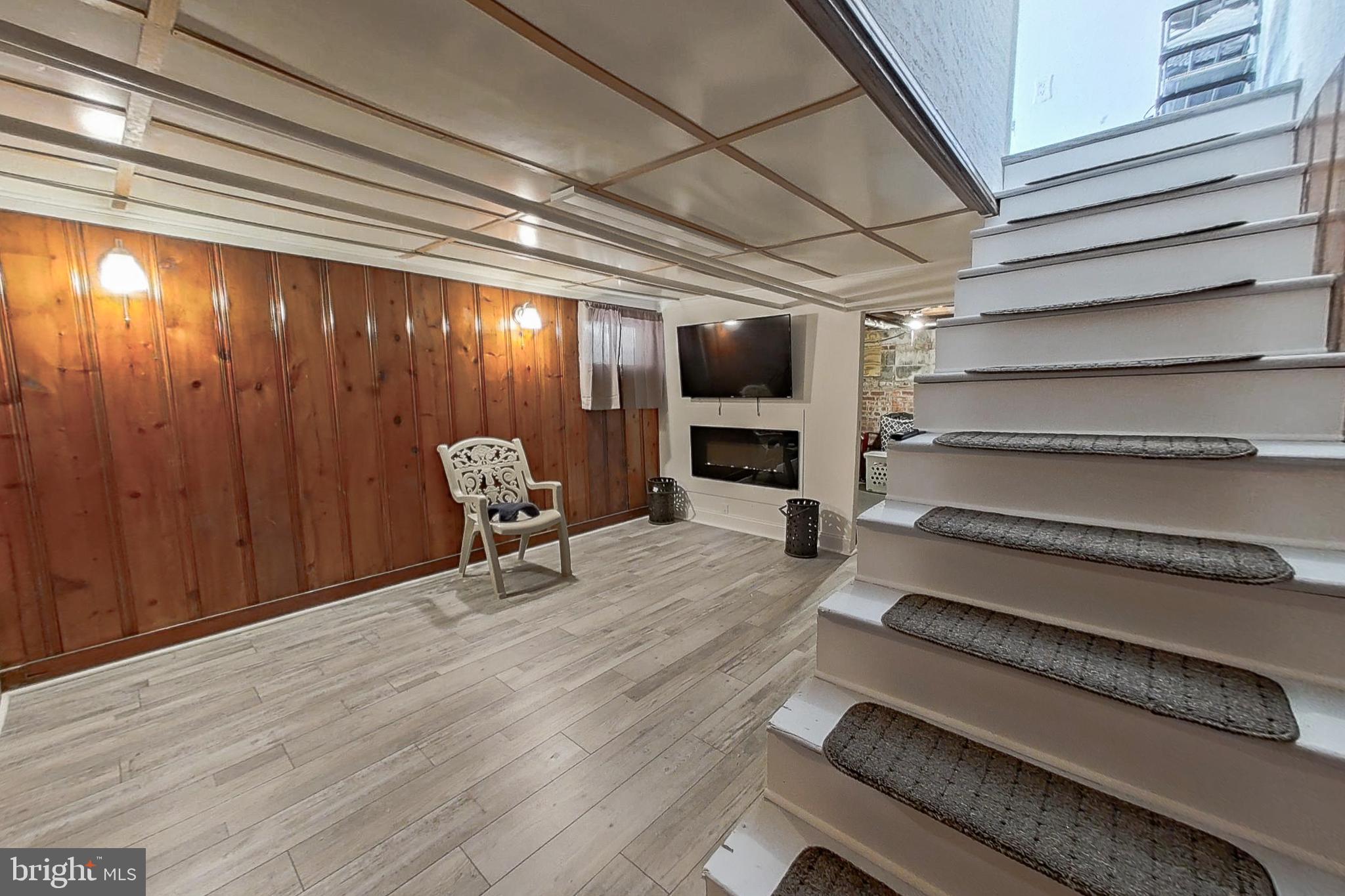 BROOKLYN - Residential