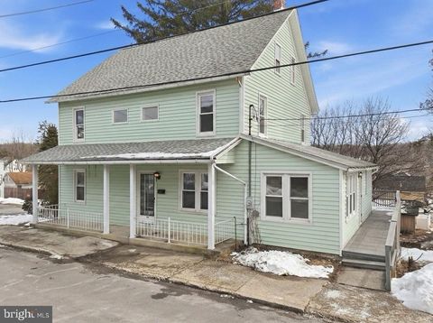 Homes For Sale - 25-27 N 5th Street<br/> BANGOR, PA 18013