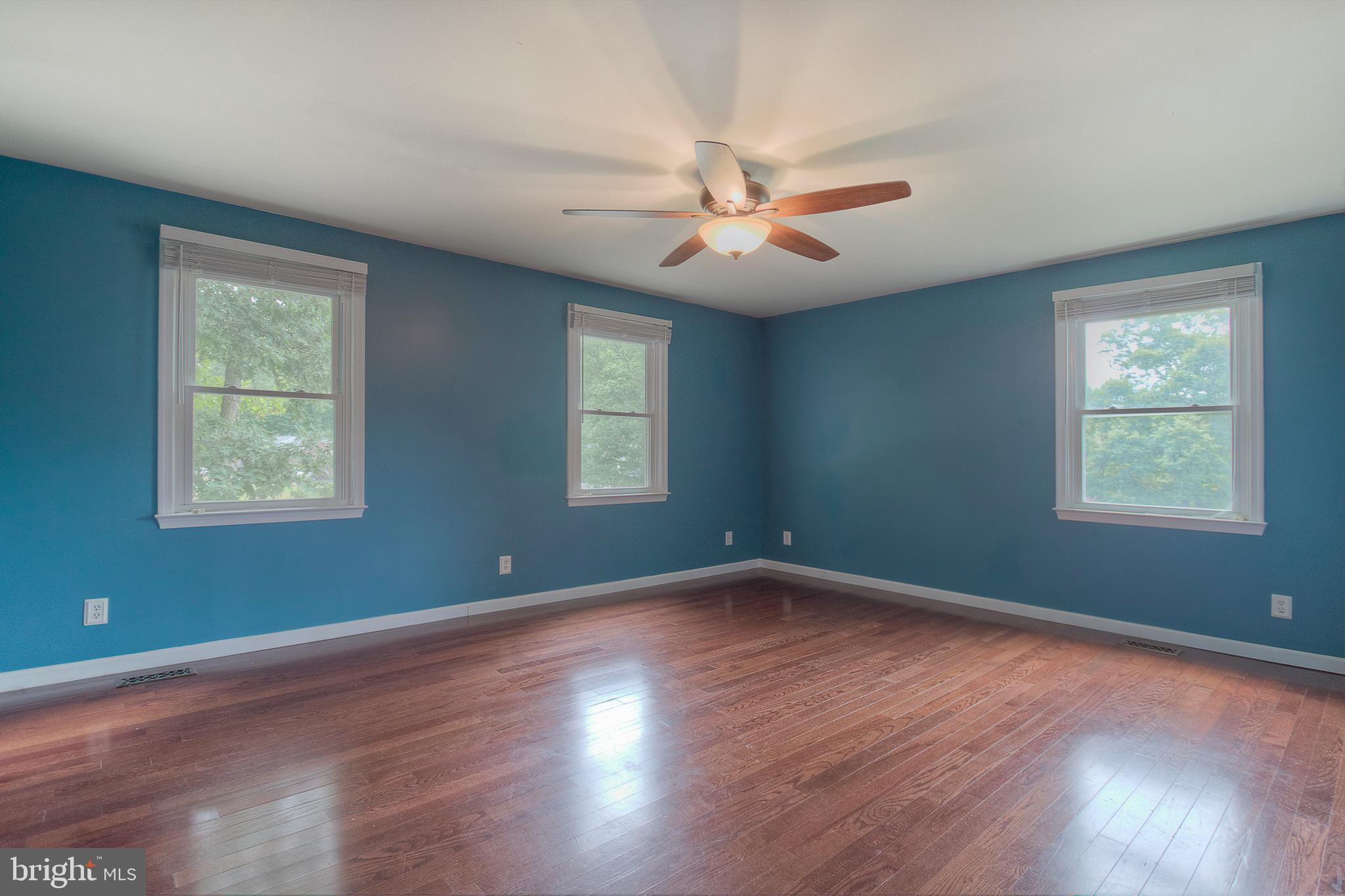 LEAVELLS CROSSING - Residential