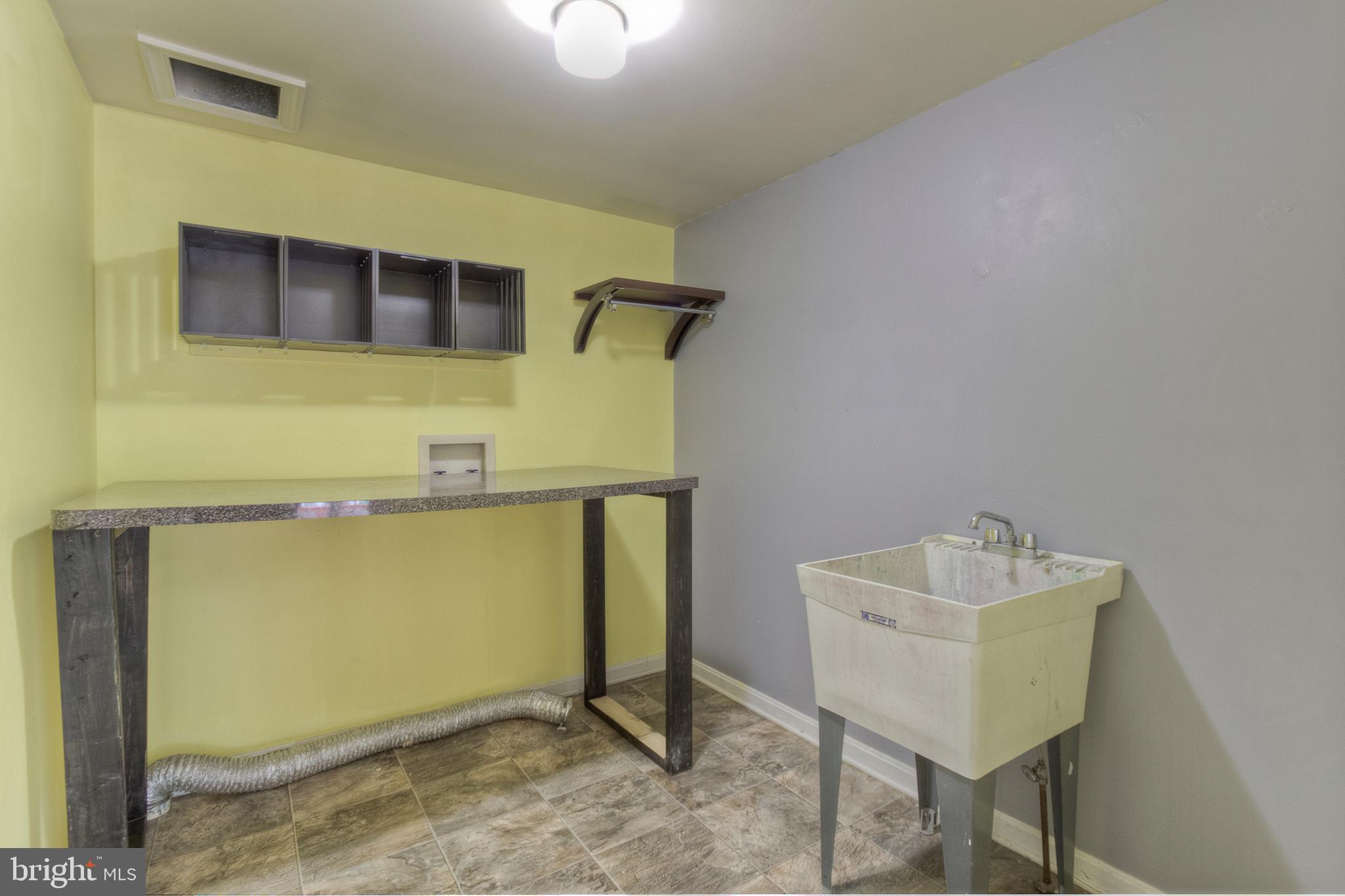 LEAVELLS CROSSING - Residential