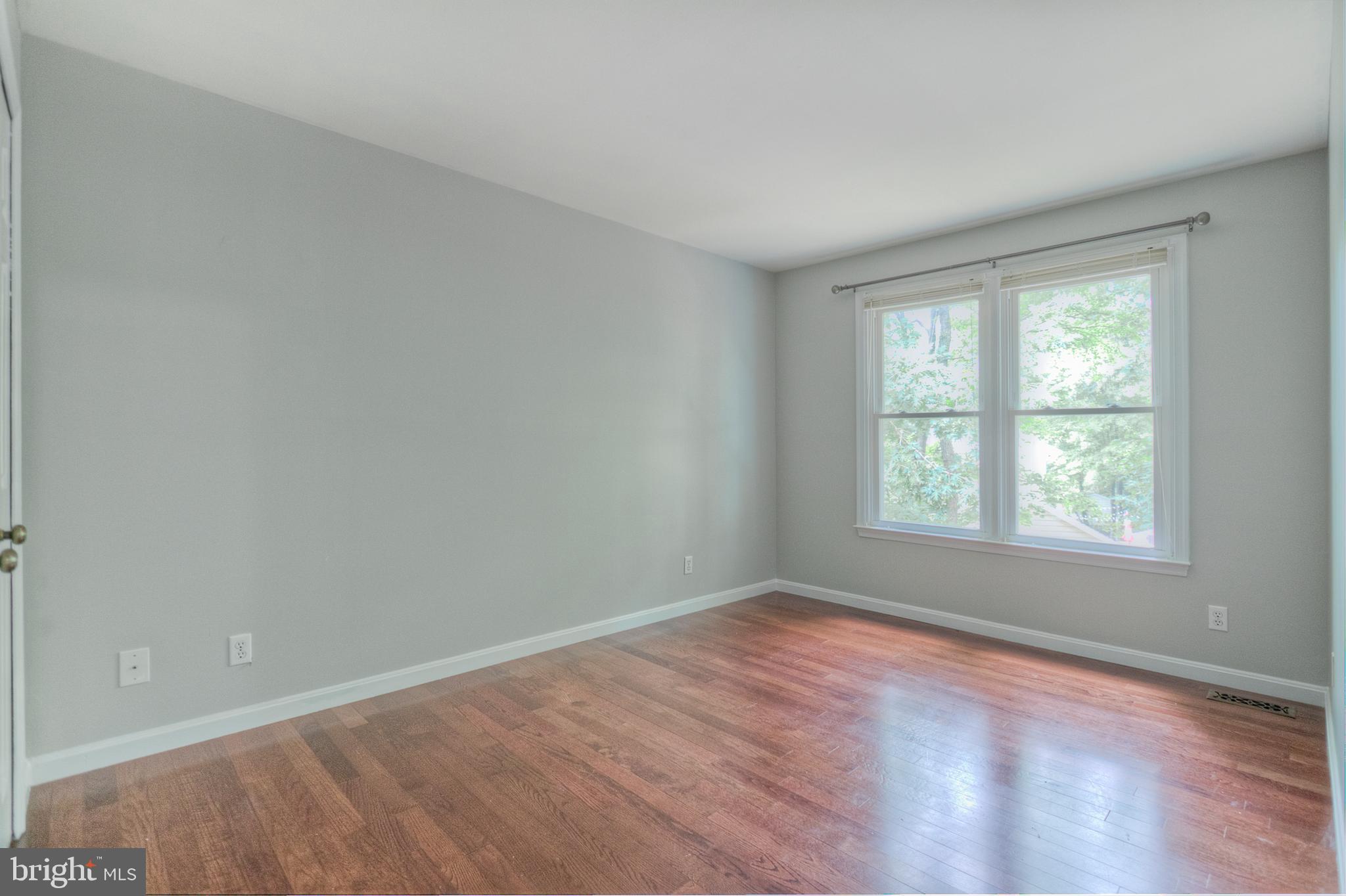 LEAVELLS CROSSING - Residential